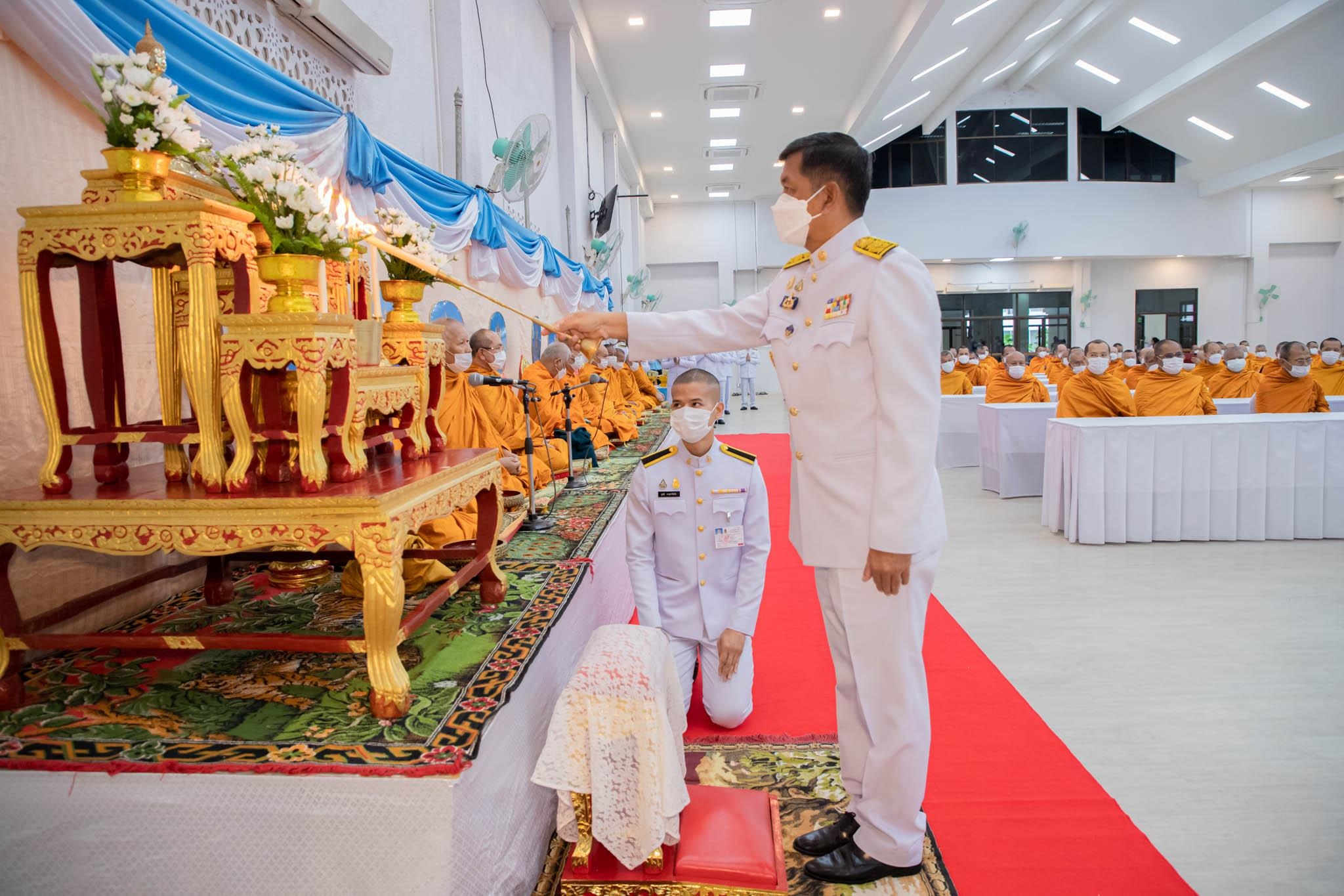 จังหวัดกำแพงเพชร จัดพิธีมอบคัมภีร์เทศน์เฉลิมพระเกียรติฯ บทพระธรรมเทศนาเฉลิมพระธรรมบารมีใน “อุภินนมัตถจรกถา” เฉลิมพระธรรมบารมีสมเด็จพระบรมราชชนนีพันปีหลวง