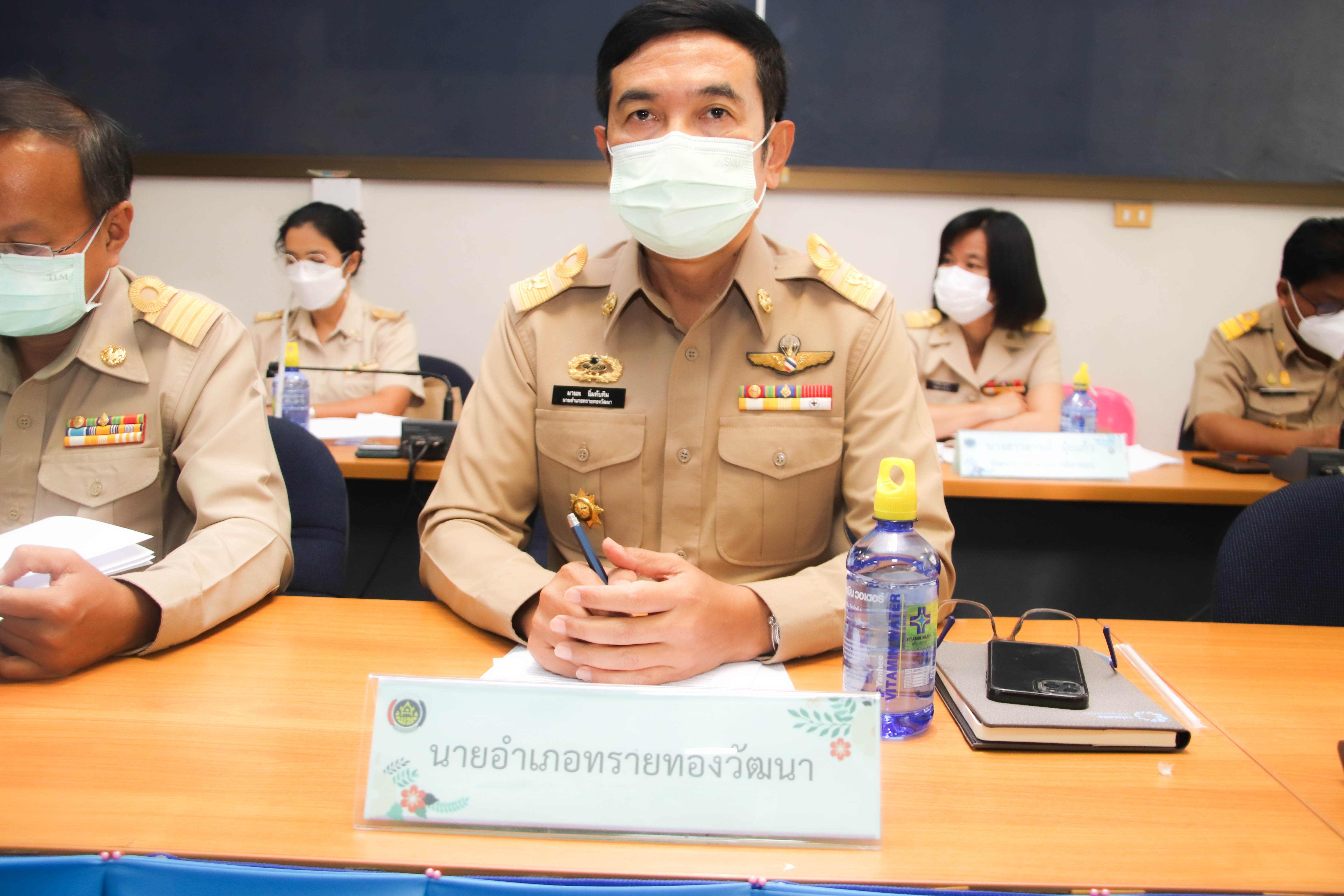 พช.กำแพงเพชร ประชุมคณะกรรมการบริหารศูนย์อำนวยการขจัดความยากจนและพัฒนาคนทุกช่วงวัยอย่างยั่งยืนตามหลักปรัชญาของเศรษฐกิจพอเพียงจังหวัดกำแพงเพชร (คจพ.จ.) ครั้งที่ 4/2565