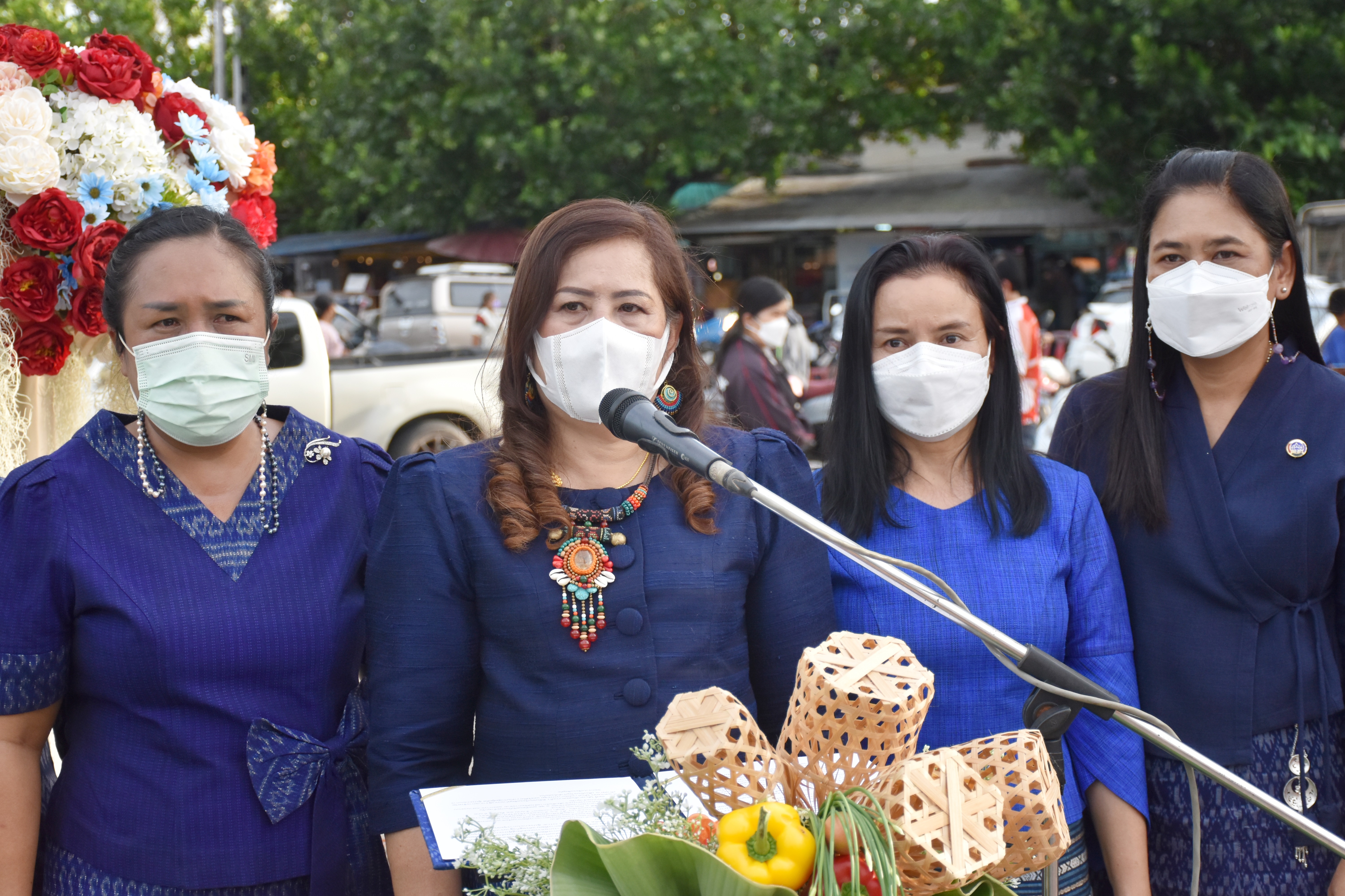 จังหวัดกำแพงเพชร กระตุ้นเศรษฐกิจเศรษฐกิจฐานราก สร้างรายได้แก่ชุมชน ผ่านกิจกรรมส่งเสริมช่องทางการตลาดอาหารปลอดภัย 30 สิงหาคม – 1 กันยายน 2565