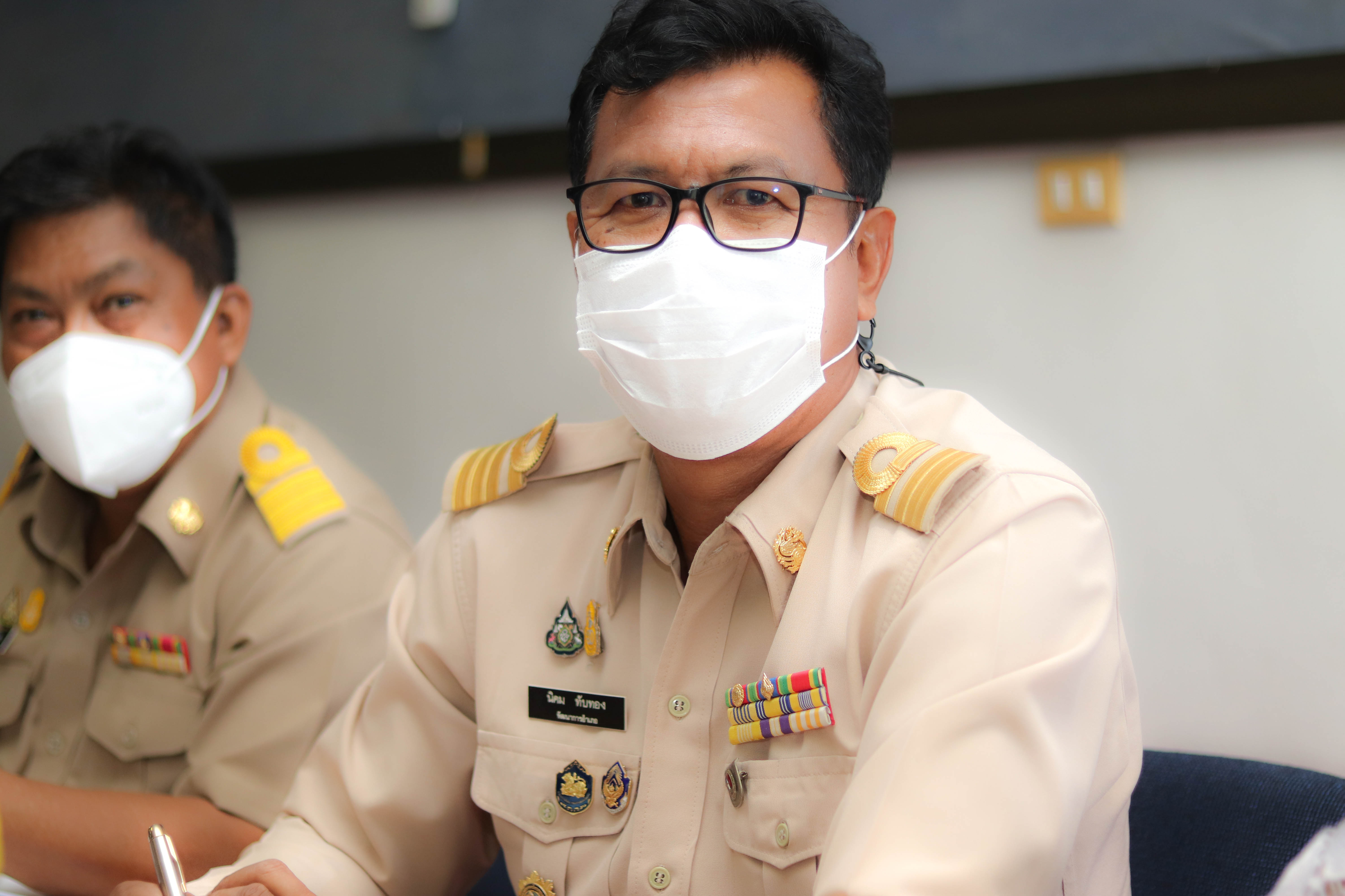 พช.กำแพงเพชร ประชุมคณะกรรมการบริหารศูนย์อำนวยการขจัดความยากจนและพัฒนาคนทุกช่วงวัยอย่างยั่งยืนตามหลักปรัชญาของเศรษฐกิจพอเพียงจังหวัดกำแพงเพชร (คจพ.จ.) ครั้งที่ 4/2565
