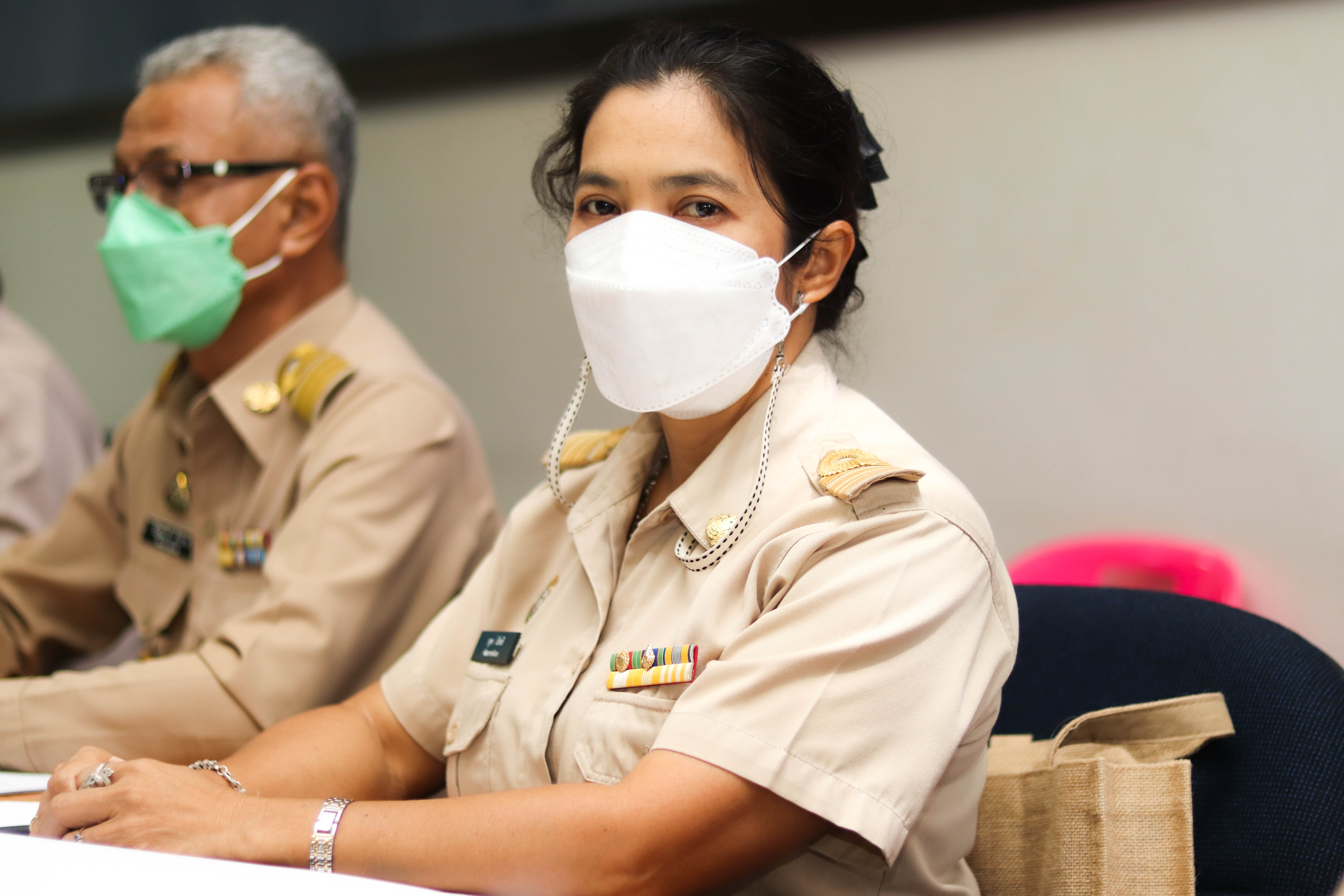พช.กำแพงเพชร ประชุมคณะกรรมการบริหารศูนย์อำนวยการขจัดความยากจนและพัฒนาคนทุกช่วงวัยอย่างยั่งยืนตามหลักปรัชญาของเศรษฐกิจพอเพียงจังหวัดกำแพงเพชร (คจพ.จ.) ครั้งที่ 4/2565