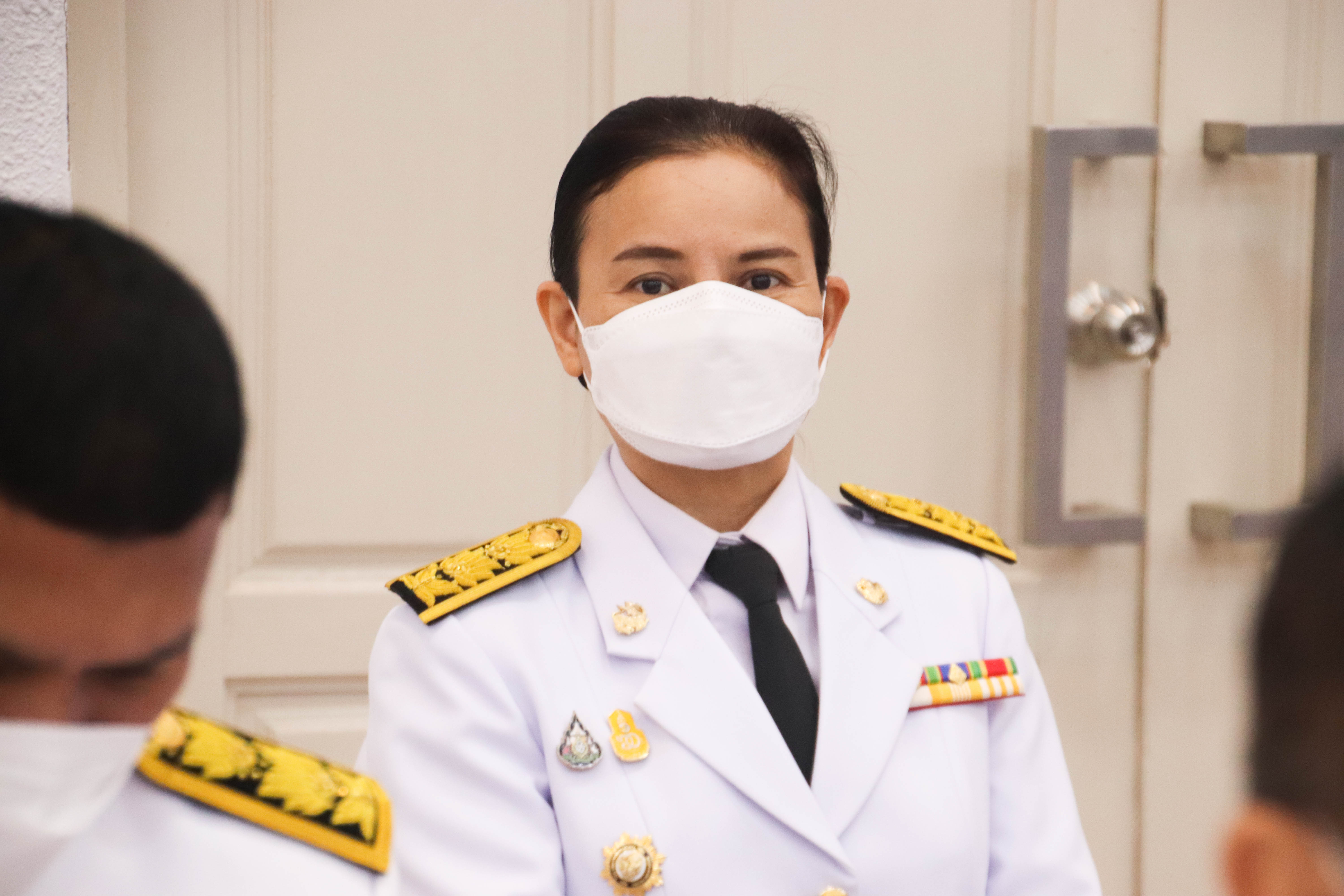 จังหวัดกำแพงเพชร จัดพิธีมอบคัมภีร์เทศน์เฉลิมพระเกียรติฯ บทพระธรรมเทศนาเฉลิมพระธรรมบารมีใน “อุภินนมัตถจรกถา” เฉลิมพระธรรมบารมีสมเด็จพระบรมราชชนนีพันปีหลวง