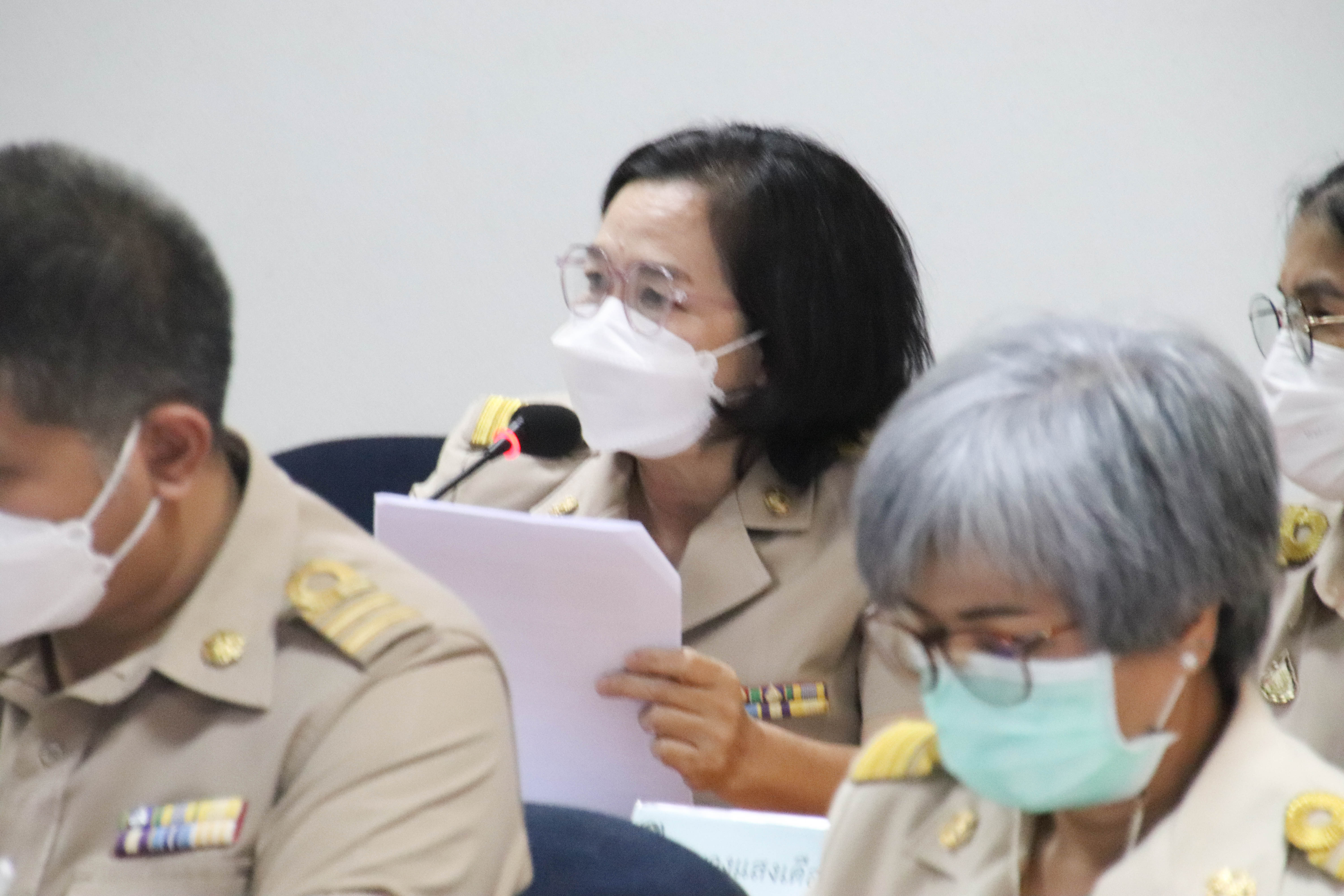 พช.กำแพงเพชร ประชุมคณะกรรมการบริหารศูนย์อำนวยการขจัดความยากจนและพัฒนาคนทุกช่วงวัยอย่างยั่งยืนตามหลักปรัชญาของเศรษฐกิจพอเพียงจังหวัดกำแพงเพชร (คจพ.จ.) ครั้งที่ 4/2565