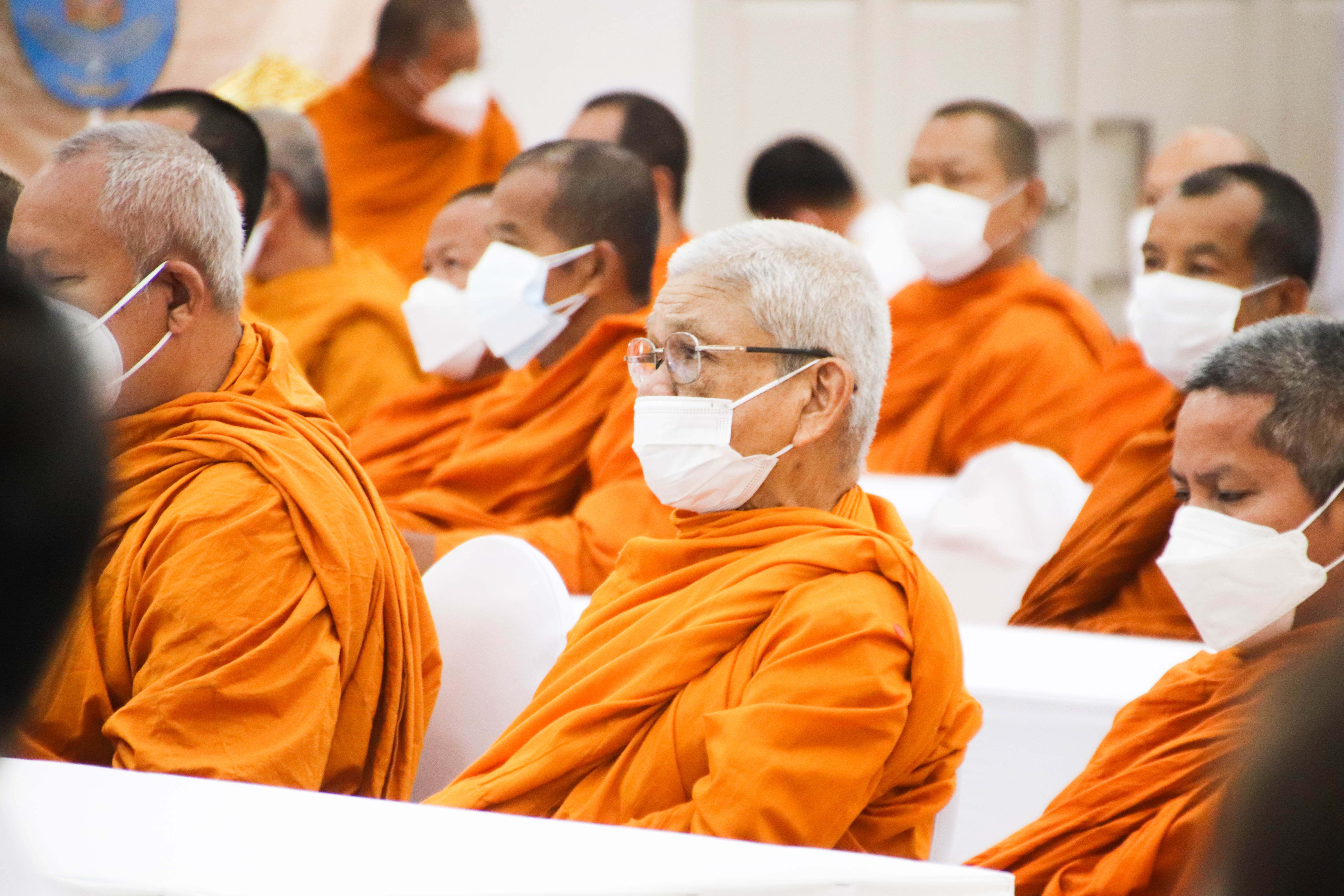 จังหวัดกำแพงเพชร จัดพิธีมอบคัมภีร์เทศน์เฉลิมพระเกียรติฯ บทพระธรรมเทศนาเฉลิมพระธรรมบารมีใน “อุภินนมัตถจรกถา” เฉลิมพระธรรมบารมีสมเด็จพระบรมราชชนนีพันปีหลวง