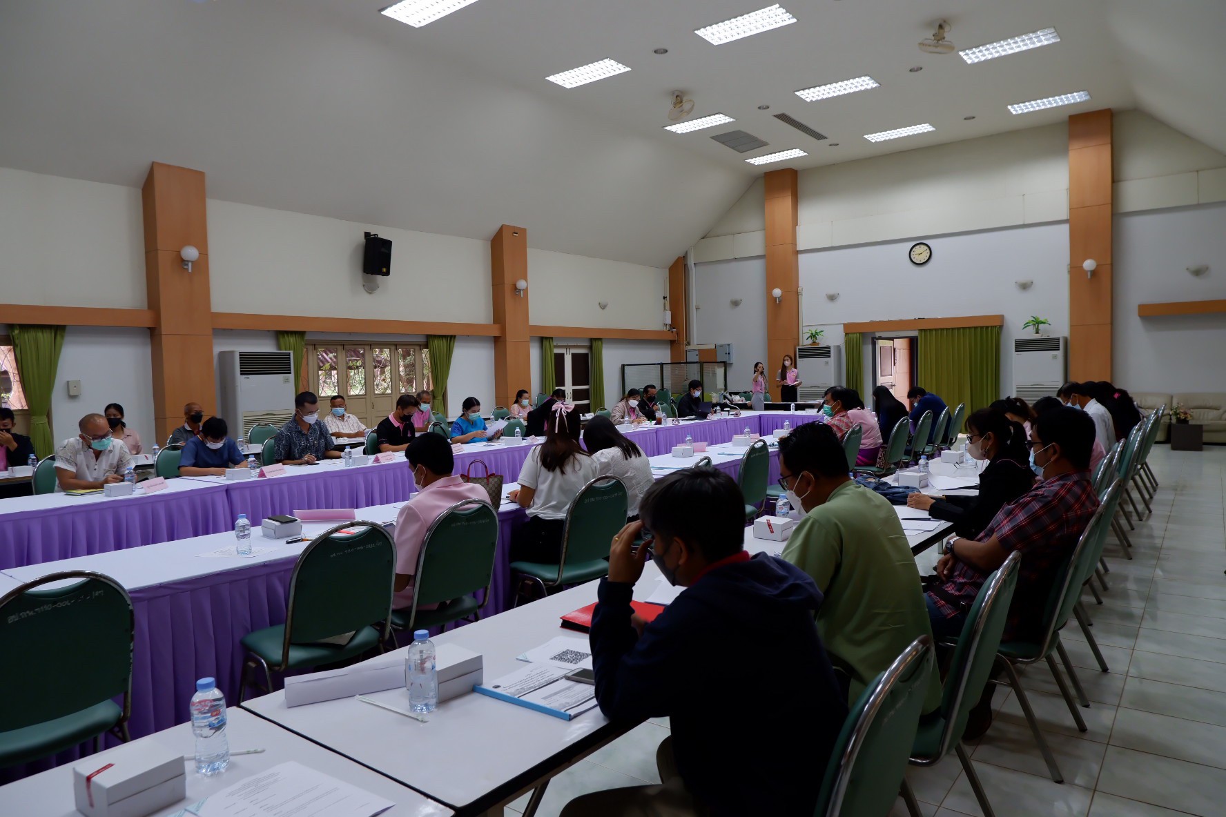 พช.กำแพงเพชร ร่วมประชุมรับฟังการชี้แจงแนวทางการจัดทำข้อเสนอโครงการเพื่อขอรับการสนับสนุนเงินกองทุนเพื่อส่งเสริมการอนุรักษ์พลังงาน ประจำปีงบประมาณ พ.ศ. ๒๕๖๖ ณ หอประชุมอุทยานประวัติศาสตร์กำแพงเพชร