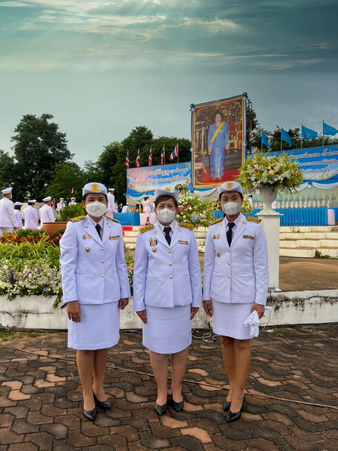 จังหวัดกำแพงเพชร จัดพิธีถวายเครื่องราชสักการะ วางพานพุ่มและพิธีจุดเทียนถวายพระพรชัยมงคล สมเด็จพระนางเจ้าสิริกิติ์ พระบรมราชินีนาถ พระบรมราชชนนีพันปีหลวง เนื่องในโอกาสมหามงคลเฉลิมพระชนมพรรษา 90 พรรษา 12 สิงหาคม 2565