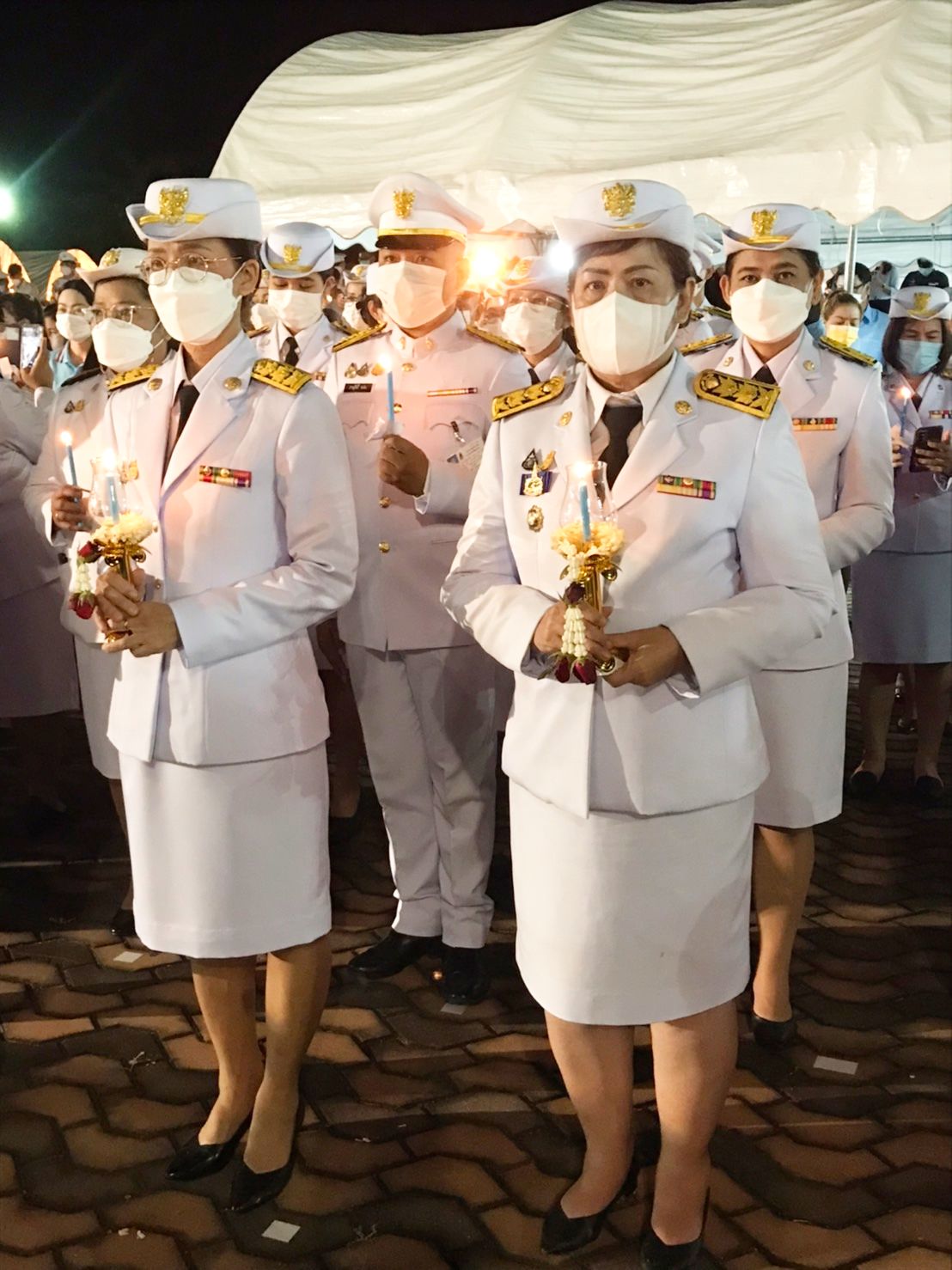จังหวัดกำแพงเพชร จัดพิธีถวายเครื่องราชสักการะ วางพานพุ่มและพิธีจุดเทียนถวายพระพรชัยมงคล สมเด็จพระนางเจ้าสิริกิติ์ พระบรมราชินีนาถ พระบรมราชชนนีพันปีหลวง เนื่องในโอกาสมหามงคลเฉลิมพระชนมพรรษา 90 พรรษา 12 สิงหาคม 2565