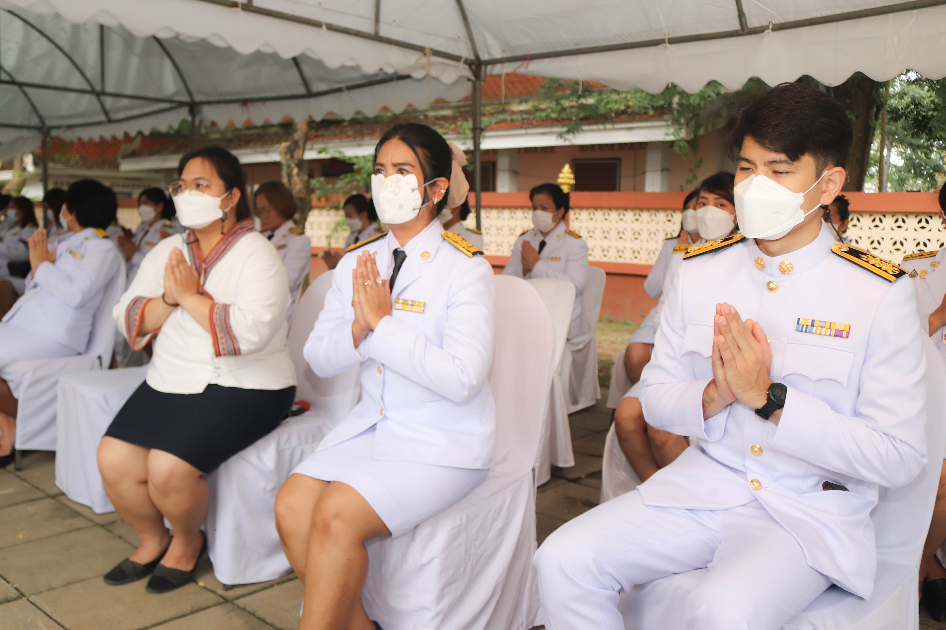 พช.กำแพงเพชร ร่วมพิธีถวายพระกฐินพระราชทาน วัดนาควัชรโสภณ พระอารามหลวง (วัดช้าง)
