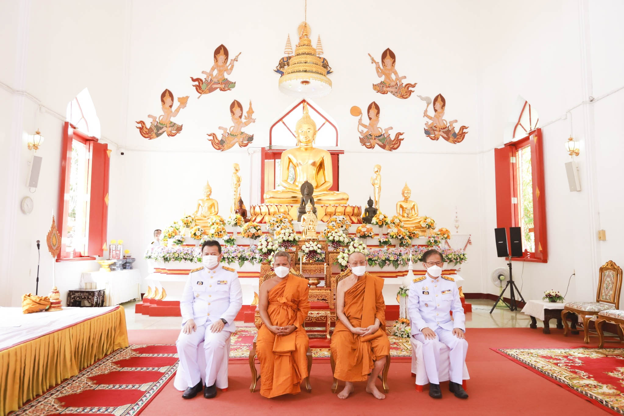 พช.กำแพงเพชร ร่วมพิธีถวายพระกฐินพระราชทาน วัดนาควัชรโสภณ พระอารามหลวง (วัดช้าง)