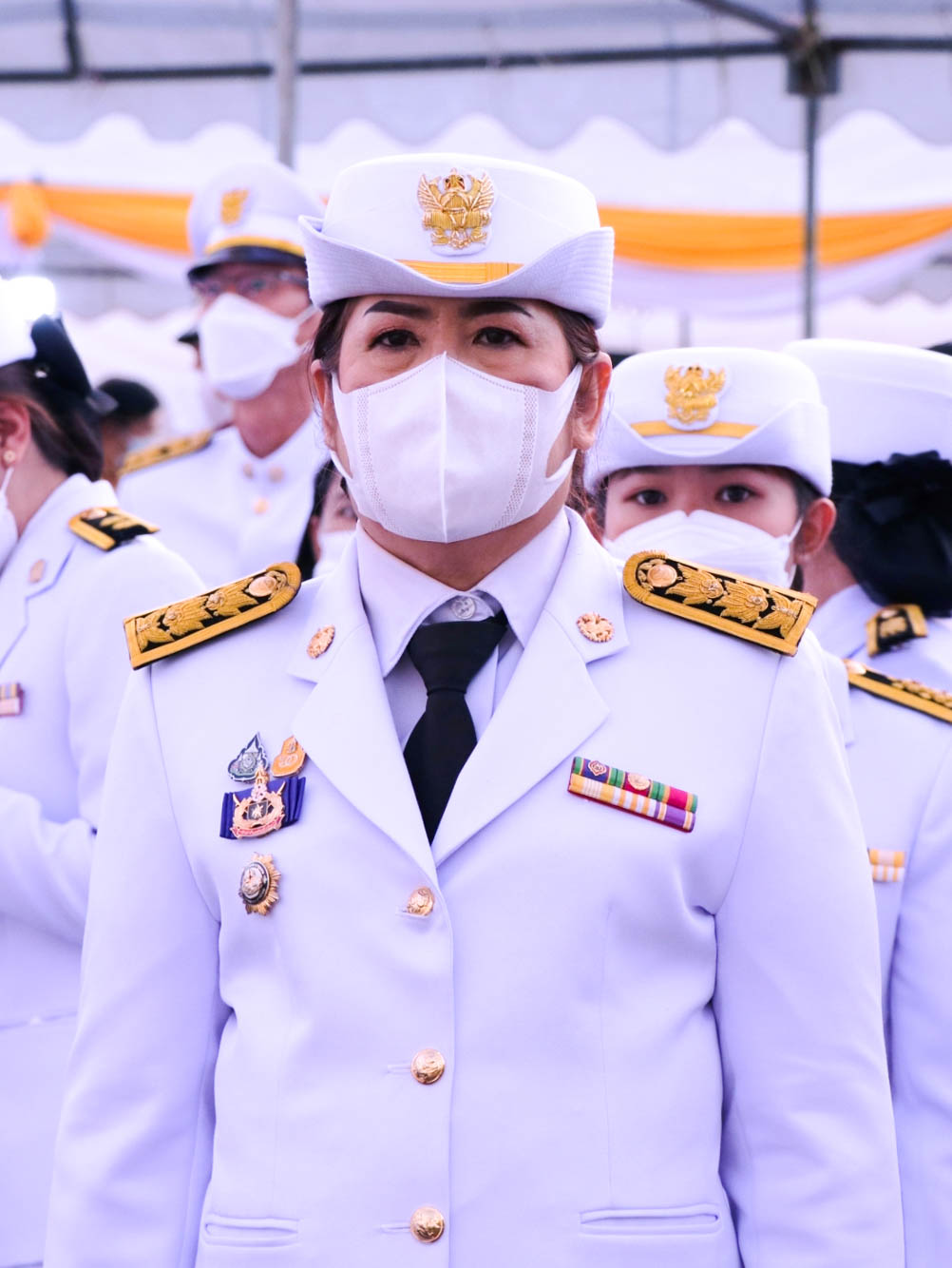 พช.กำแพงเพชร ร่วมพิธีวางพวงมาลา น้อมรำลึกในพระมหากรุณาธิคุณ เนื่องในวันคล้ายวันสวรรคต รัชกาลที่ 9