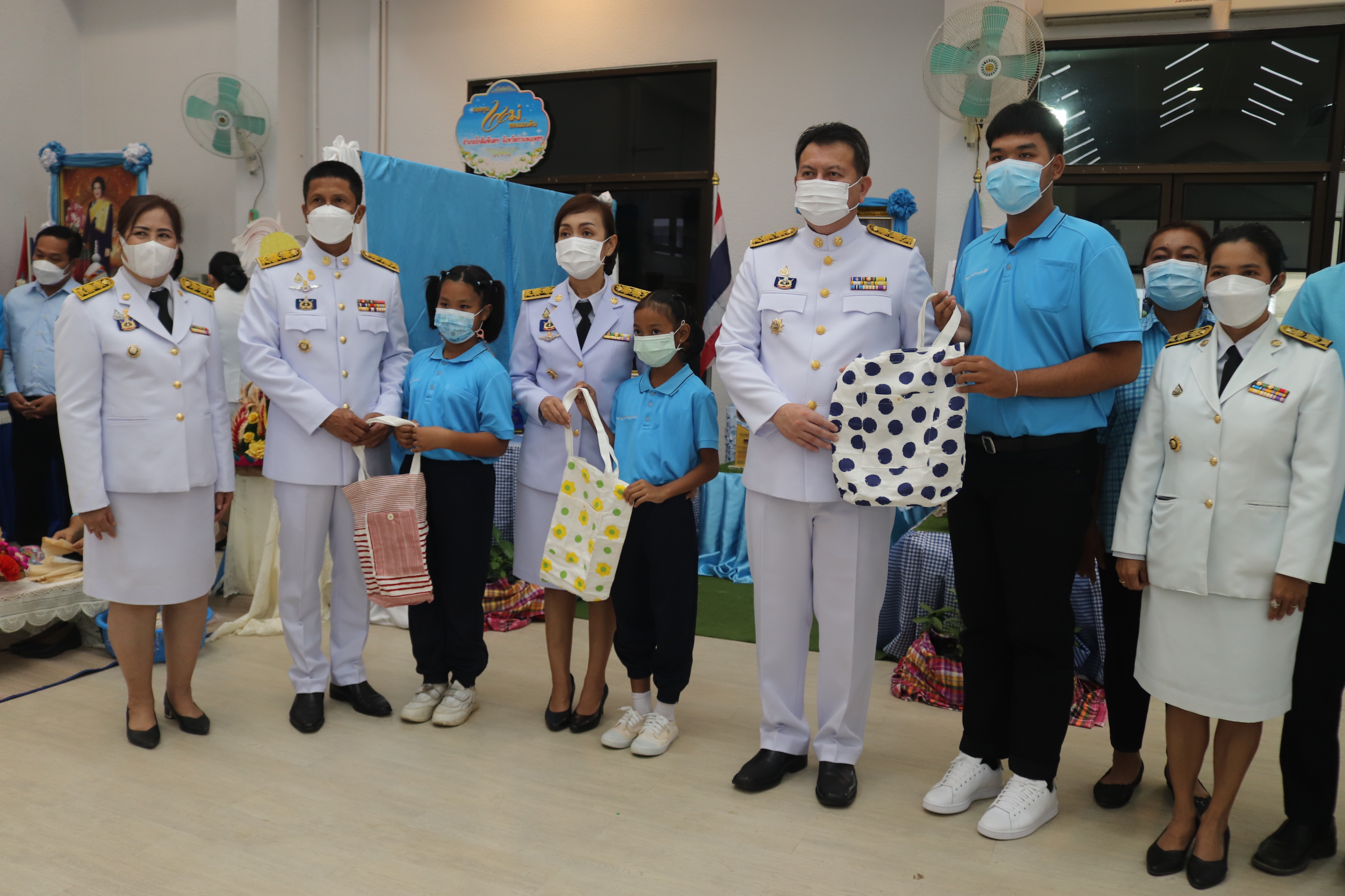 กำแพงเพชรจัดงานมหกรรมกองทุนแม่ของแผ่นดินจังหวัดกำแพงเพชรและพิธีมอบเงินพระราชทานขวัญถุงกองทุนแม่ของแผ่นดิน ประจำปี 2565