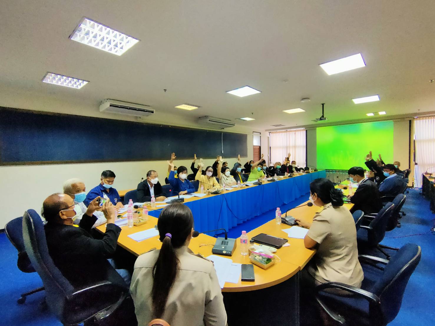 พช.กำแพงเพชร ร่วมประชุมคณะกรรมการเครือข่ายกองทุนหมู่บ้านและชุมชนเมืองจังหวัดกำแพงเพชร