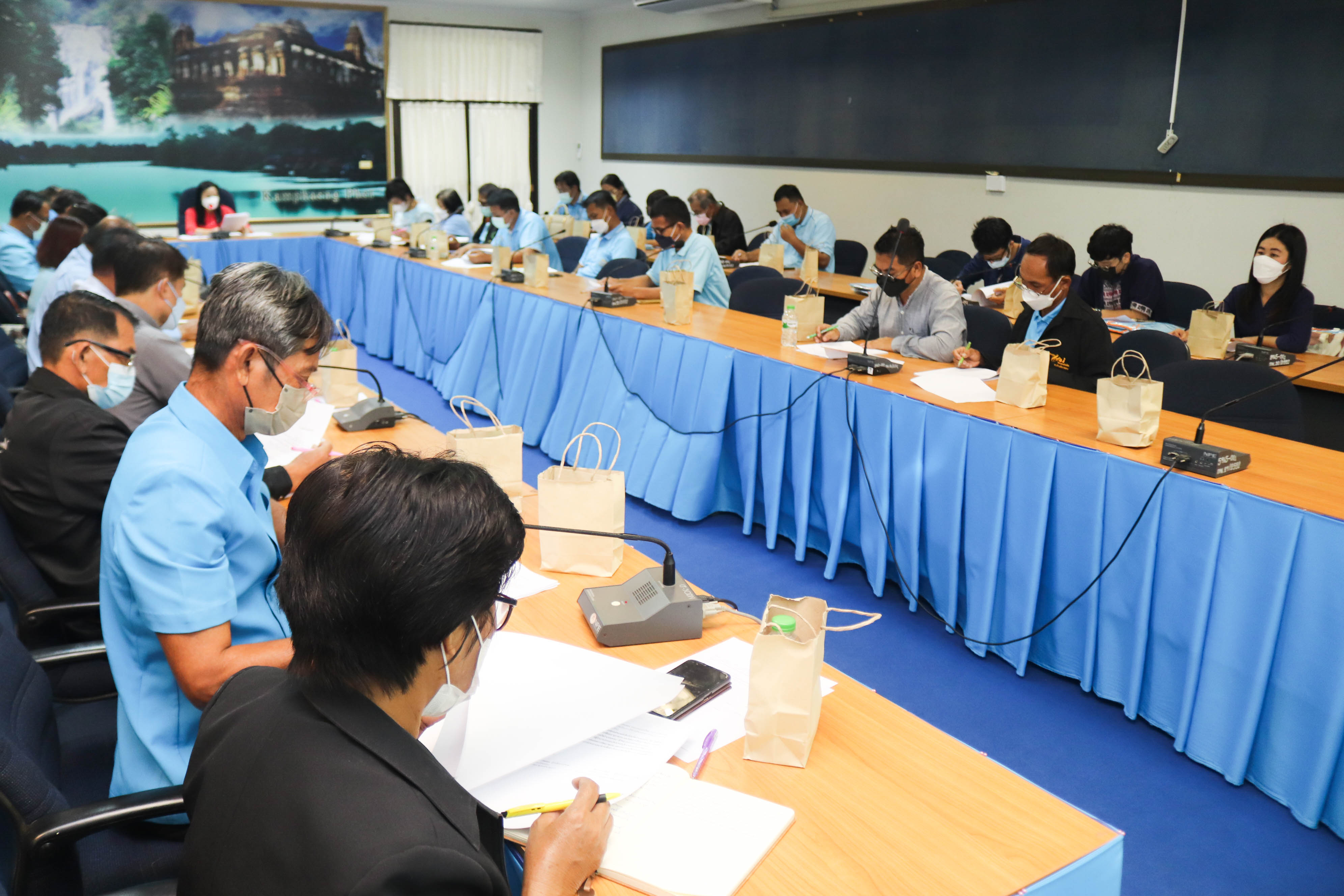 พช.กำแพงเพชร จัดประชุมคณะกรรมการเครือข่ายกองทุนแม่ของแผ่นดินจังหวัดกำแพงเพชร ครั้งที่ 3/2565