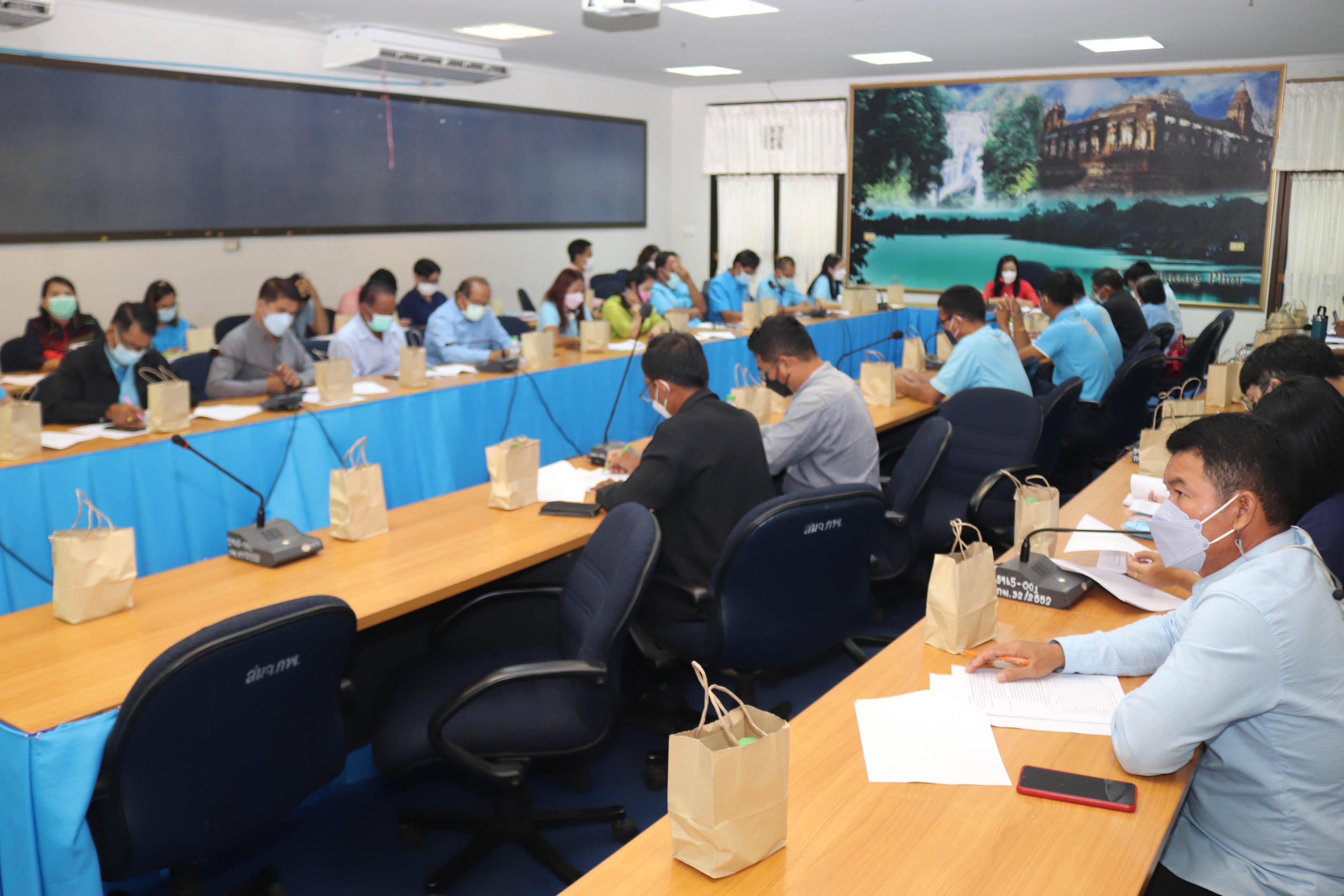 พช.กำแพงเพชร จัดประชุมคณะกรรมการเครือข่ายกองทุนแม่ของแผ่นดินจังหวัดกำแพงเพชร ครั้งที่ 3/2565