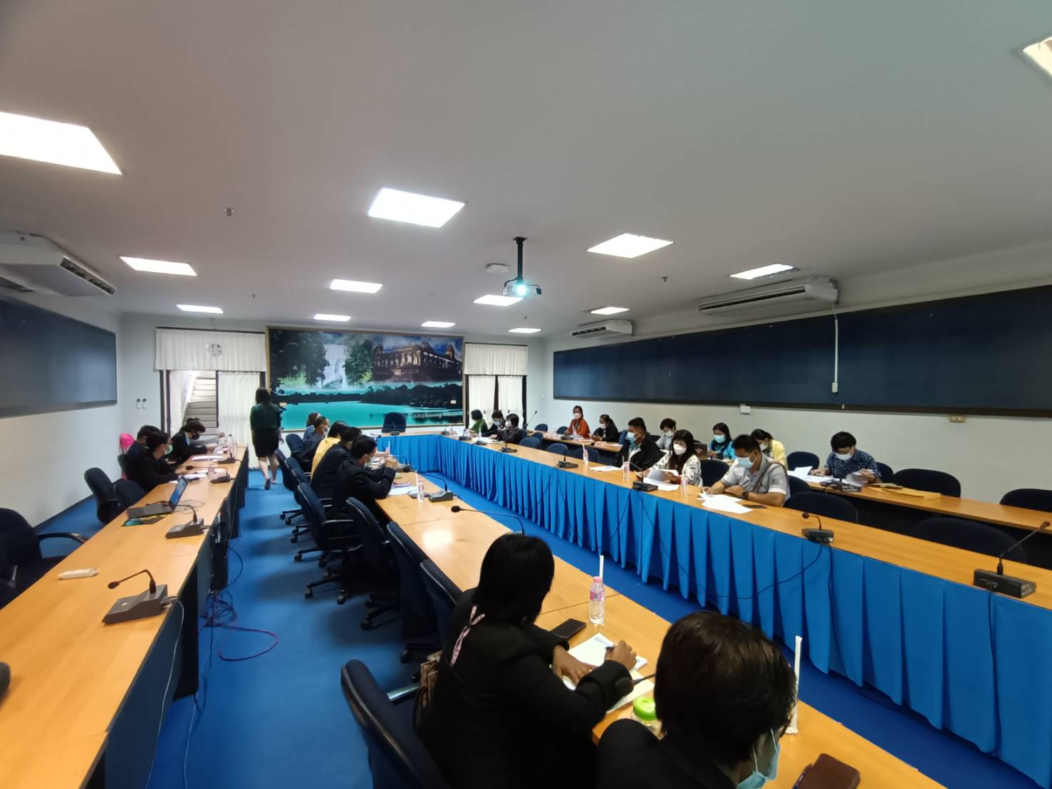 พช.กำแพงเพชร จัดกิจกรรมประชุมเชิงปฏิบัติการเพิ่มศักยภาพงานทุนชุมชนเสริมสร้างธรรมภิบาลและการเข้าถึงแหล่งเงินทุน