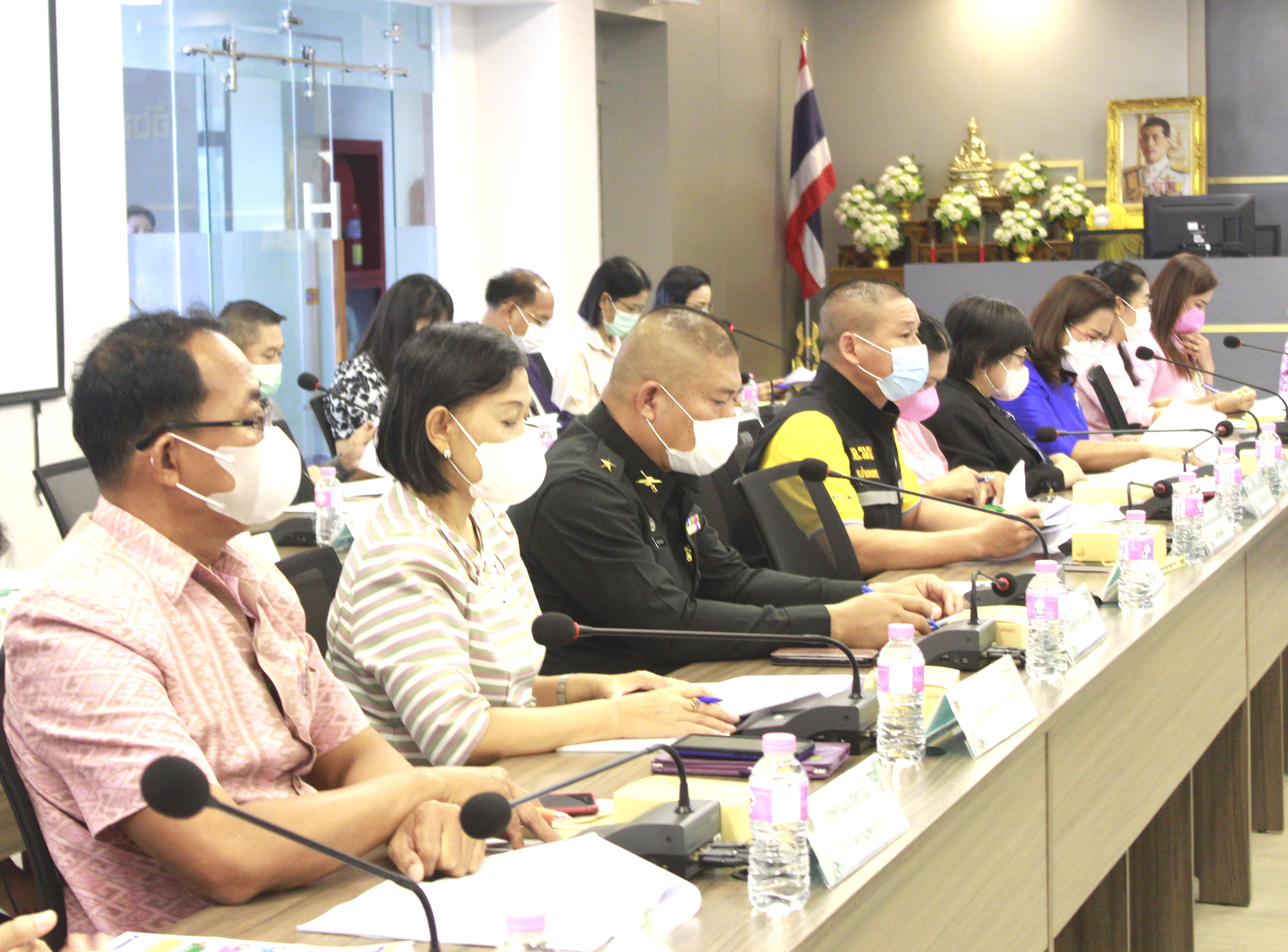 พช.กำแพงเพชร ประชุมขับเคลื่อนงาน “ แก้จน ”  เน้นทำงานเชิงรุกและต่อเนื่อง