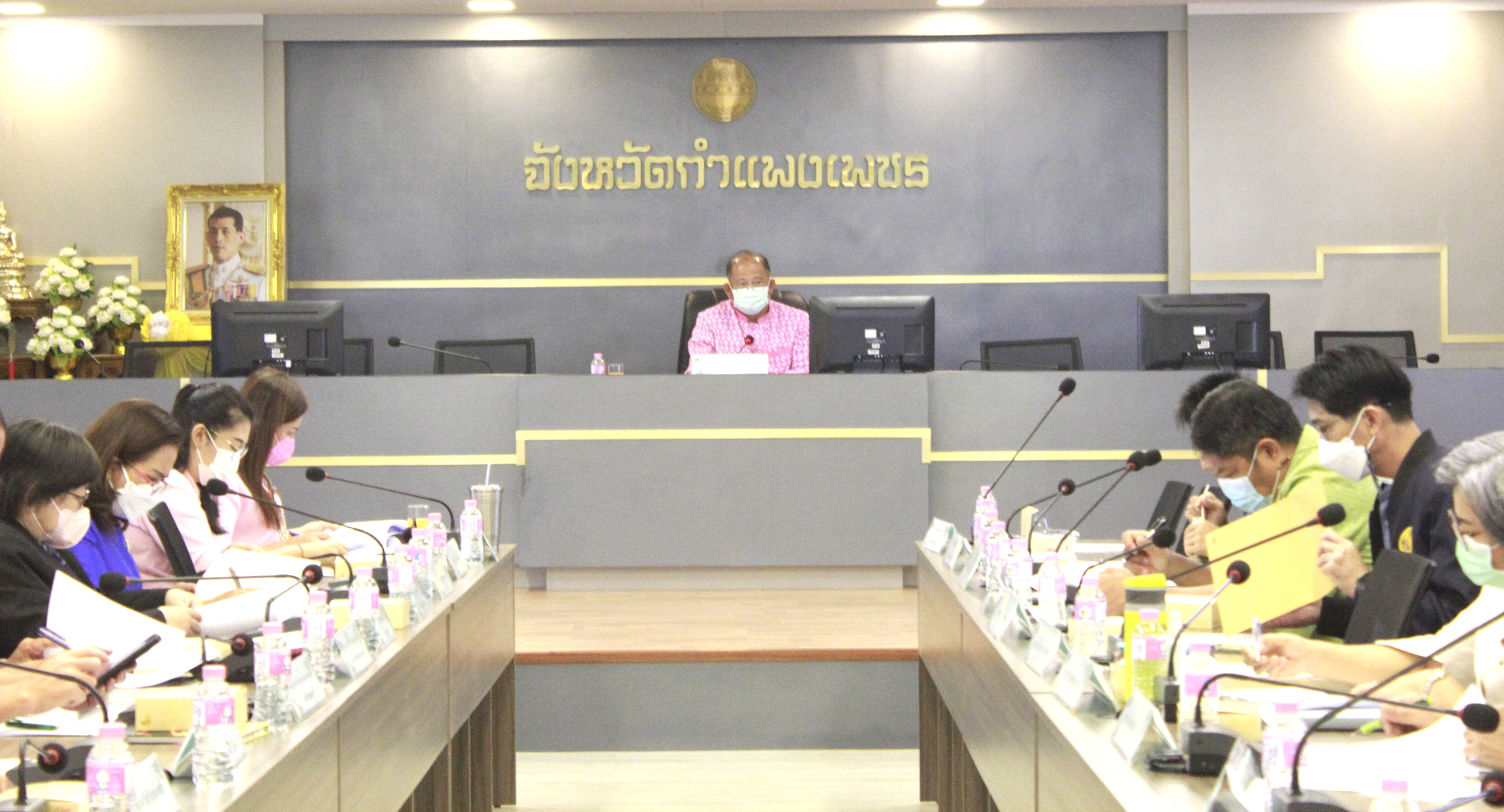 พช.กำแพงเพชร ประชุมขับเคลื่อนงาน “ แก้จน ”  เน้นทำงานเชิงรุกและต่อเนื่อง