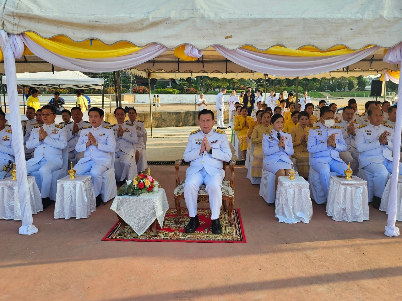 พช.กำแพงเพชร ร่วมกิจกรรมเนื่องในเนื่องในวันคล้ายวันพระบรมราชสมภพ พระบาทสมเด็จพระบรมชนกาธิเบศร มหาภูมิพลอดุลยเดชมหาราช บรมนาถบพิตร วันชาติ และวันพ่อแห่งชาติ 5 ธันวาคม