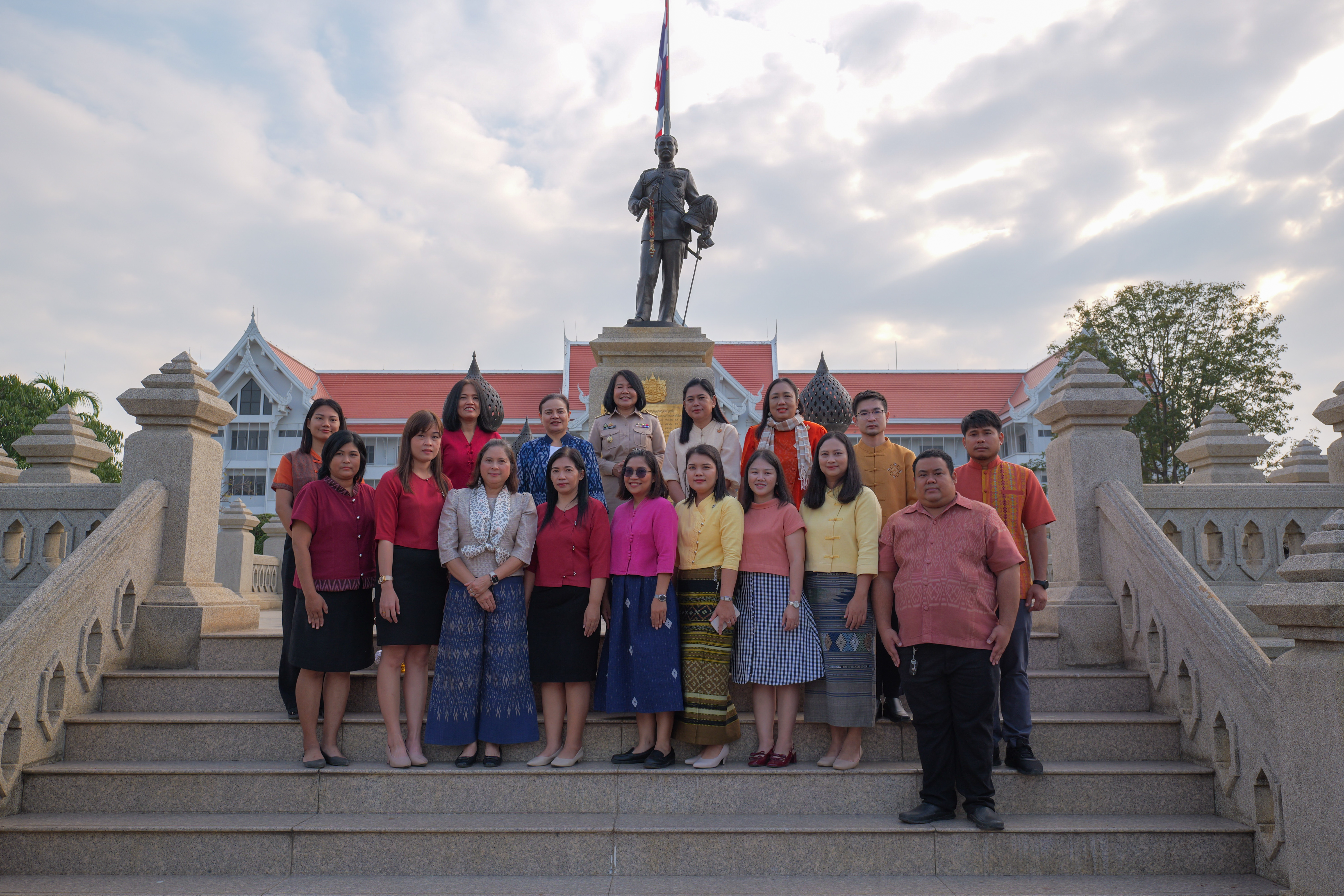 พช.กำแพงเพชร ยินดีต้อนรับพัฒนาการจังหวัดกำแพงเพชร สู่เมืองคนแกร่ง!