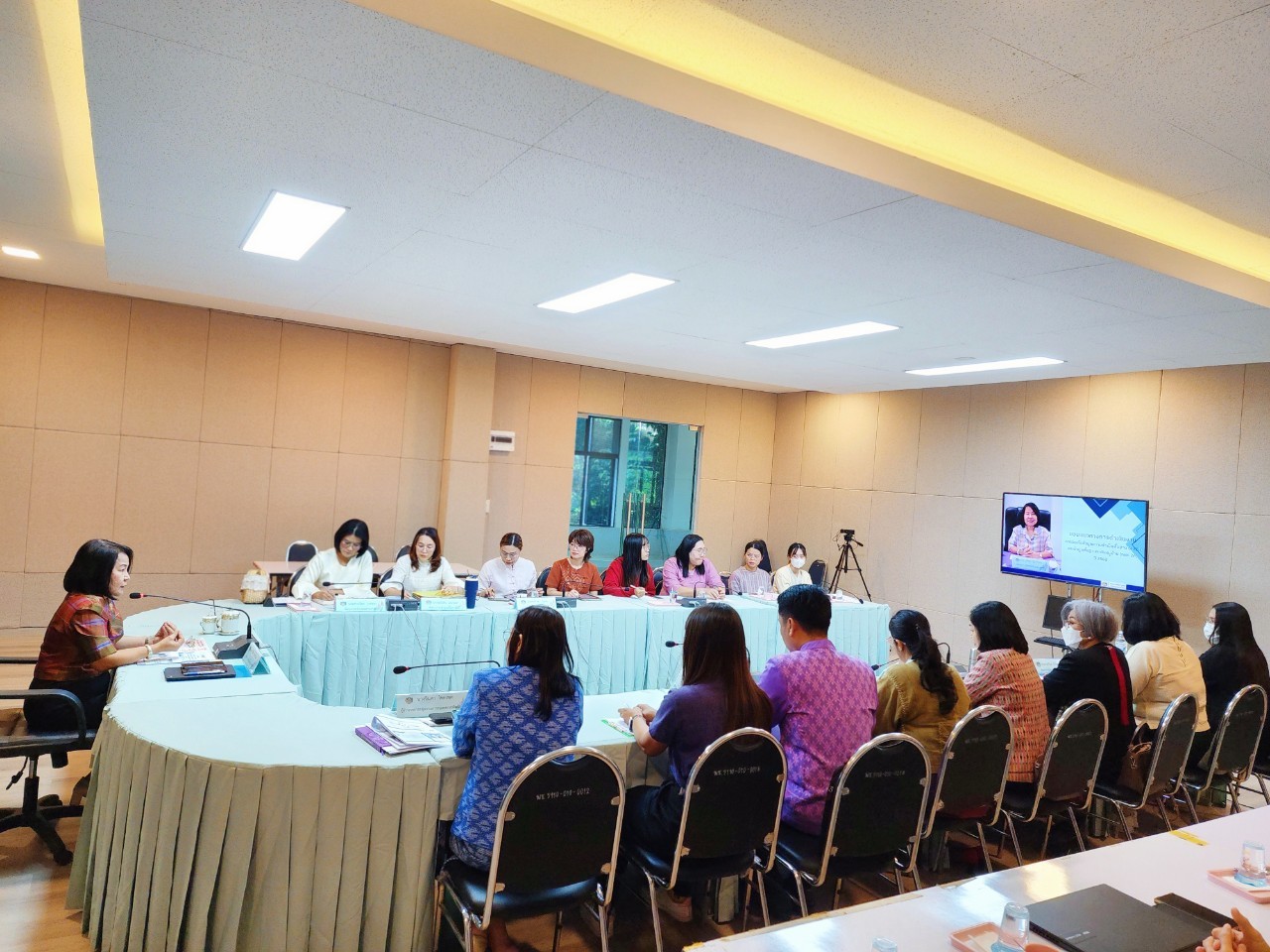 พช.กำแพงเพชร ดำเนินการประชุมชี้แจงแนวทางการดำเนินงานการจัดเก็บข้อมูลความจำเป็นพื้นฐาน (จปฐ.) และข้อมูลพื้นฐานระดับหมู่บ้าน (กชช. 2ค) ปี 2568