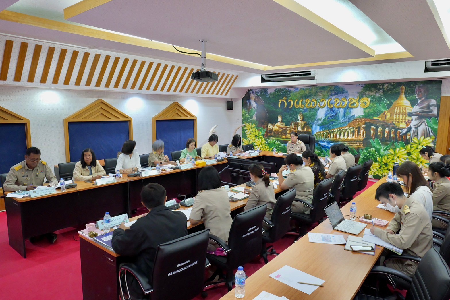 พช.กำแพงเพชร จัดการประชุมผู้อำนวยการกลุ่มงาน พัฒนาการอำเภอ และนักวิชาการพัฒนาชุมชน ครั้งที่ 10/2567