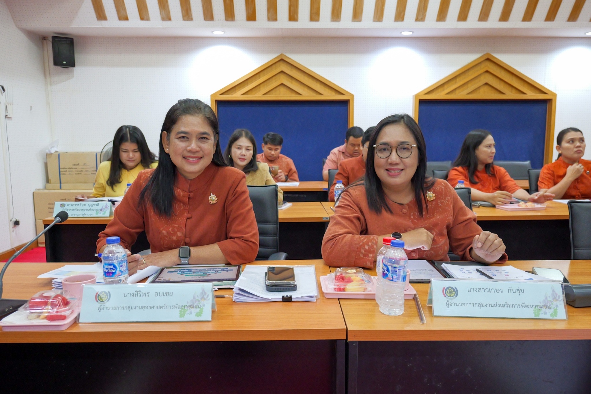 พช.กำแพงเพชร ร่วมประชุมติดตามประเด็นตรวจราชการกรมการพัฒนาชุมชน ของ นางสาววริศรา โสภาค ผู้ตรวจราชการกรมการพัฒนาชุมชน