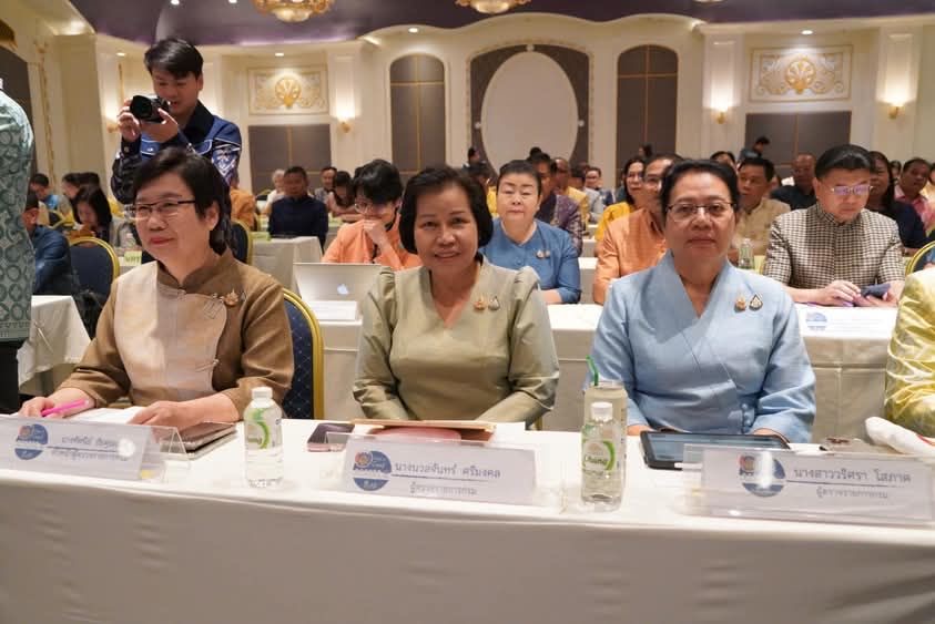 พช.กำแพงเพชร เข้าร่วมการประชุมกรมการพัฒนาชุมชน ครั้งที่ 12/2567