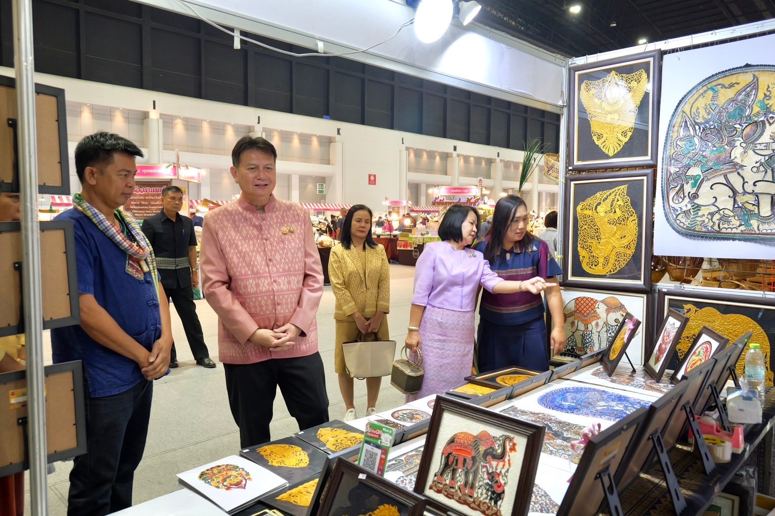 พช.กำแพงเพชร ร่วมพิธีเปิดสุดยิ่งใหญ่ !! “OTOP City 2024 Happy Market” กระทรวงมหาดไทยมอบความสุขให้คนไทยส่งท้ายปลายปี