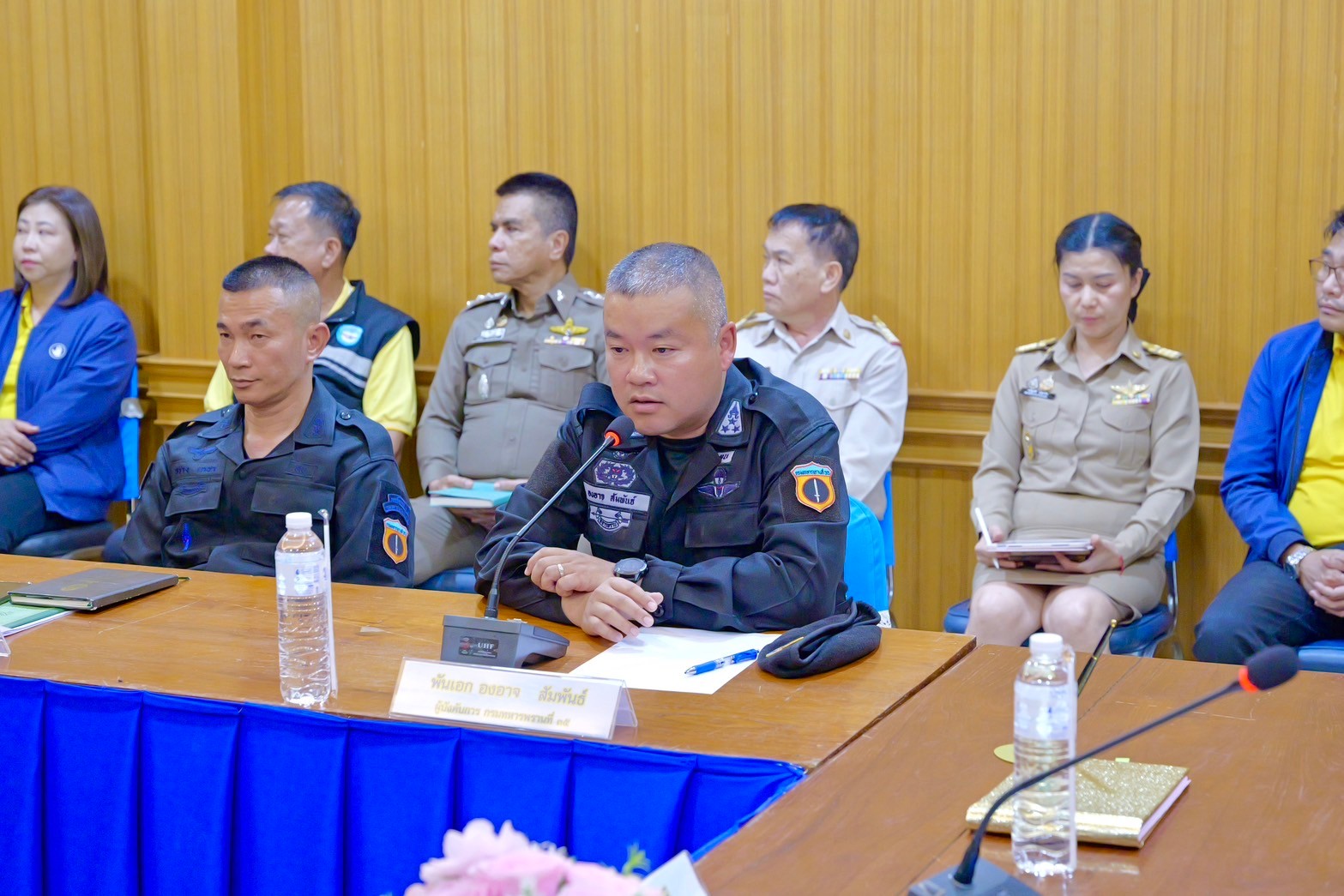พช.กำแพงเพชร ลงพื้นที่เยี่ยมชมกรมทหารพรานที่ 35 เพื่อรับฟังรับทราบ และข้อเสนอแนะในการบริหารจัดการ แก้ไข ปัญหา และอุปสรรคในการทำงานร่วมกันกับทุกส่วนราชการ