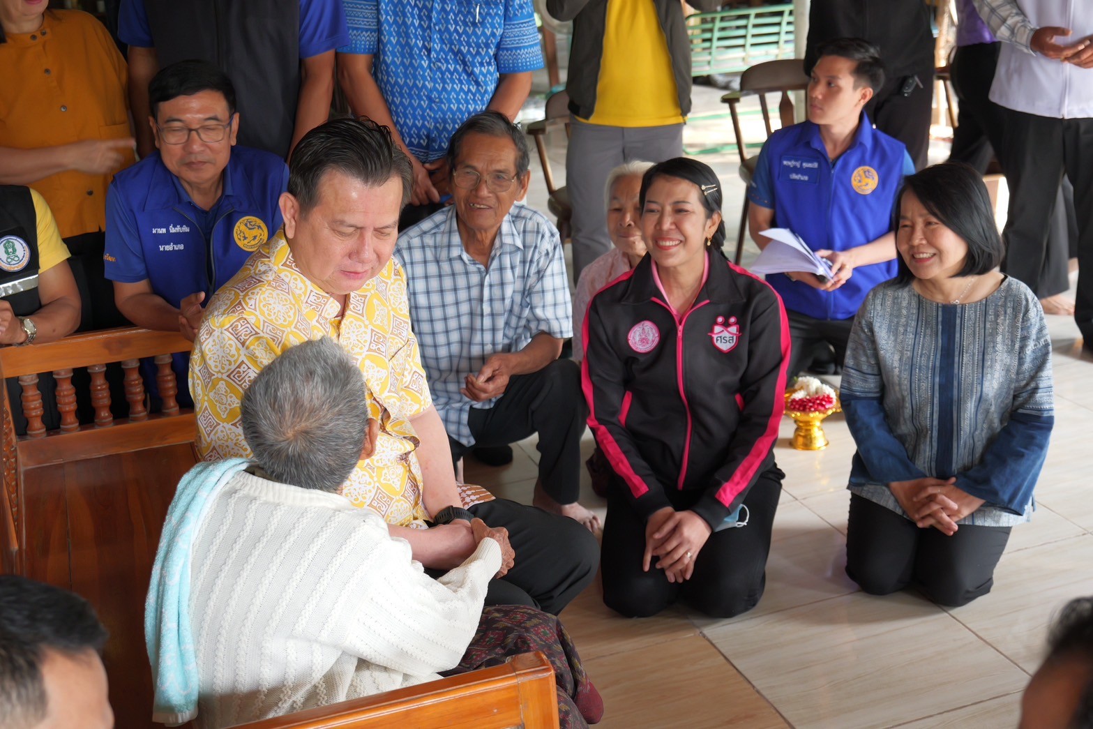 พช.กำแพงเพชร เข้าร่วมกิจกรรมเยี่ยมบ้าน สร้างขวัญกำลังใจ ผู้สูงอายุ 100 ปี ขึ้นไป ในพื้นที่อำเภอทรายทองวัฒนา