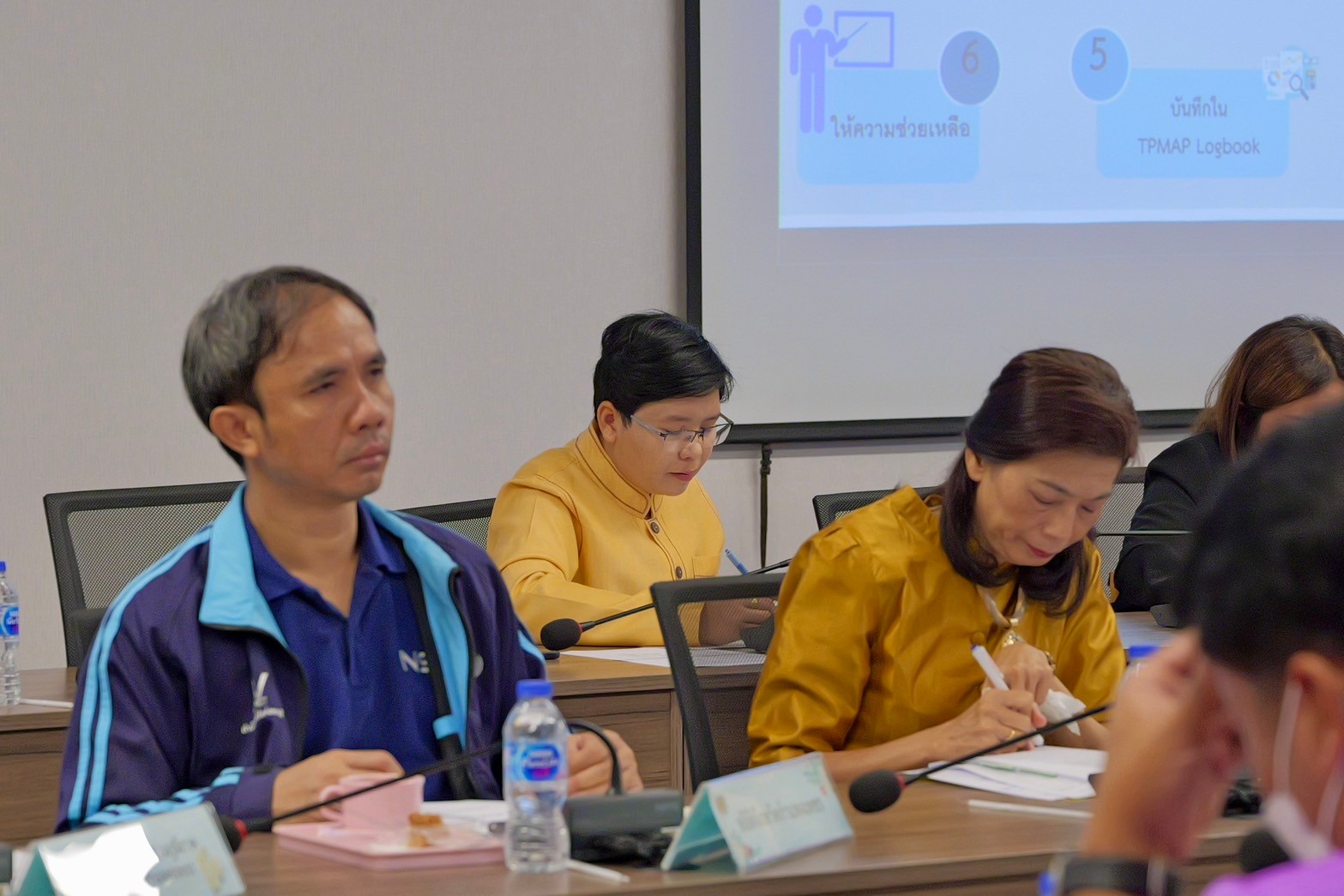 พช.กำแพงเพชร จัดการประชุมคณะกรรมการบริหารศูนย์อำนวยการขจัดความยากจนและพัฒนาคนทุกช่วงวัยอย่างยั่นยืน ตามหลักปรัชญาของเศรษฐกิจพอเพียงจังหวัดกำแพงเพชร (คจพ.จ.)  ครั้งที่ 1/2568