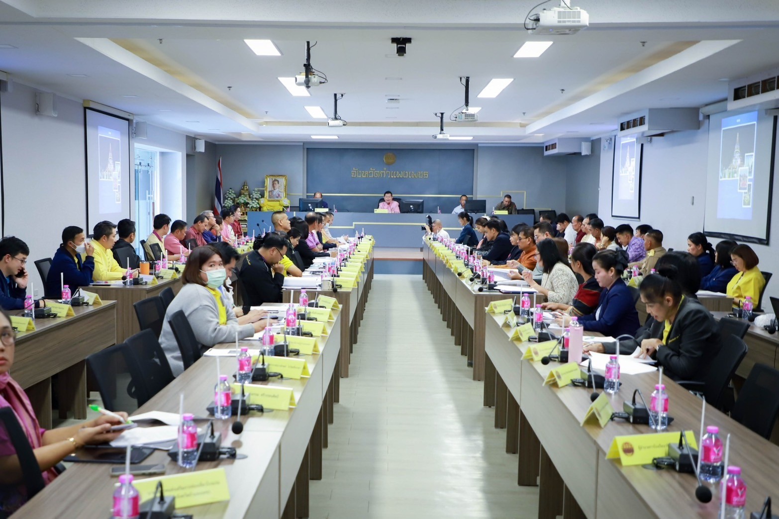 พช.กำแพงเพชร ร่วมการประชุมคณะกรรมการอำนวยการ คณะกรรมการจัดงาน และคณะทำงานจัดงานประเพณี “นบพระ-เล่นเพลง และงานกาชาดจังหวัดกำแพงเพชร” ประจำปี พ.ศ. 2568