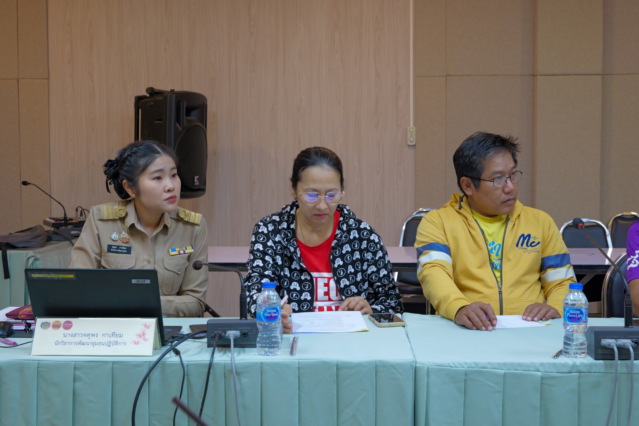 พช.กำแพงเพชร จัดการประชุมคณะกรรมการฝ่ายจำหน่ายสินค้า และอาหารพื้นบ้าน งานประเพณี “นบพระ – เล่นเพลงและงานกาชาดจังหวัดกำแพงเพชร” ประจำปี พ.ศ. 2568