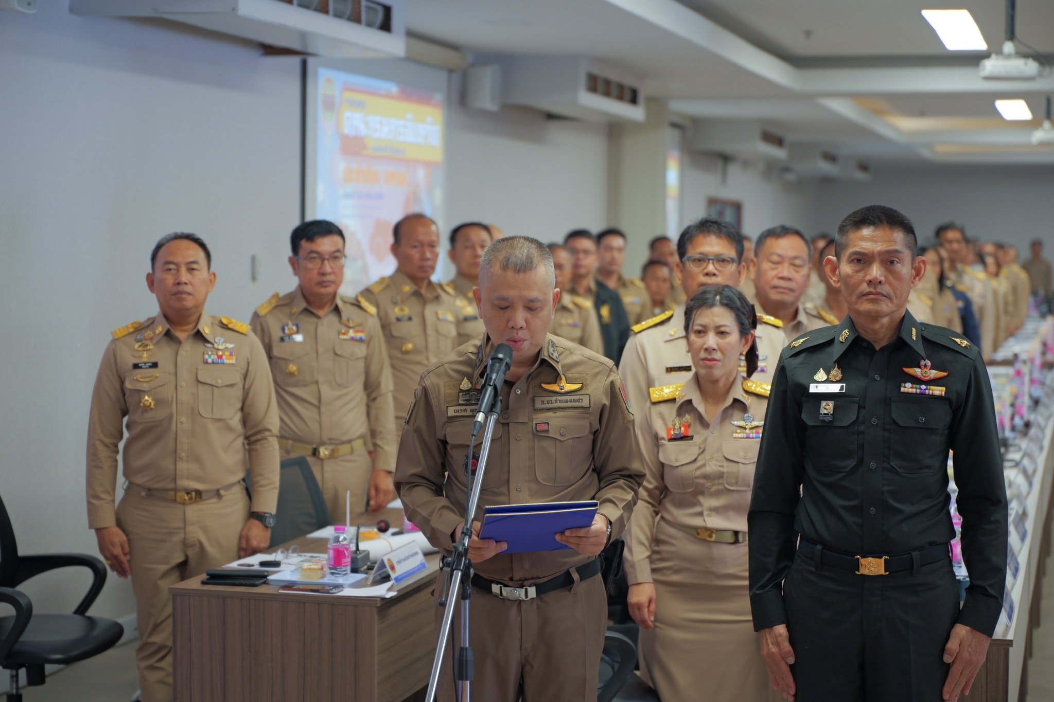 พช.กำแพงเพชร ร่วมการประชุมคณะกรมการจังหวัดและหัวหน้าส่วนราชการประจำเดือนมกราคม 2568
