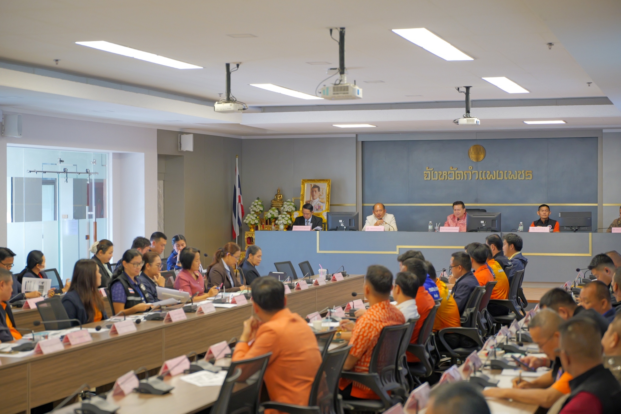 พช.กำแพงเพชร ร่วมการประชุมคณะกรรมการศูนย์อำนวยการป้องกันและปราบปรามยาเสพติดจังหวัดกำแพงเพชรครั้งที่ 1/2568