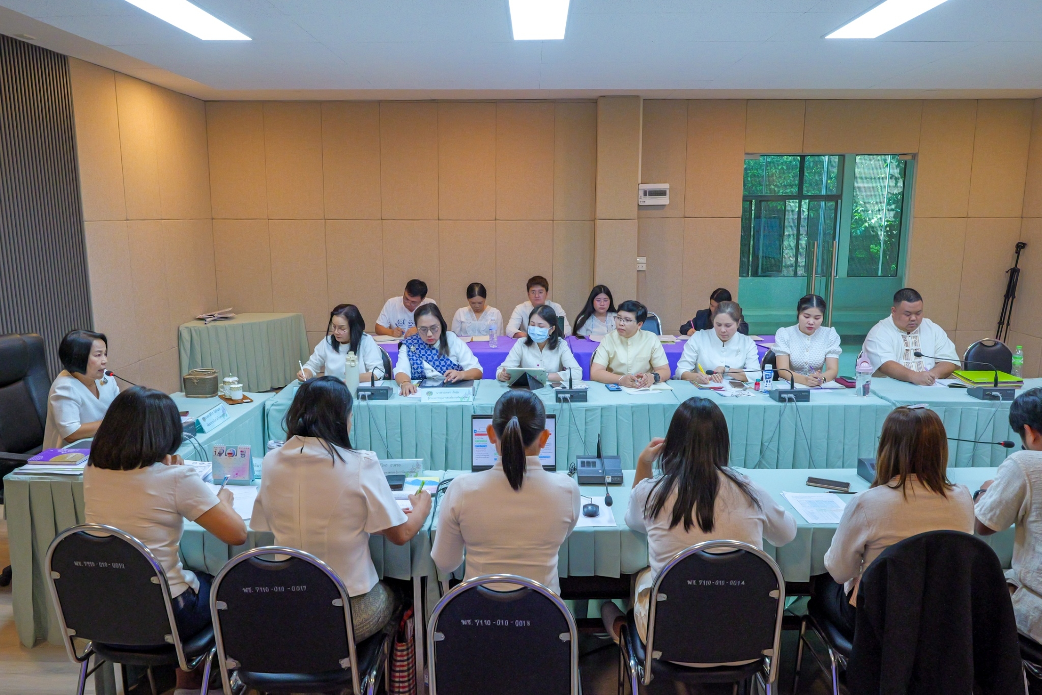 พช.กำแพงเพชร จัดการประชุมมอบนโยบายแนวทางการดำเนินกิจกรรม และกำหนดตัวชี้วัดการปฏิบัติราชการ ประจำปีงบประมาณ พ.ศ. 2568