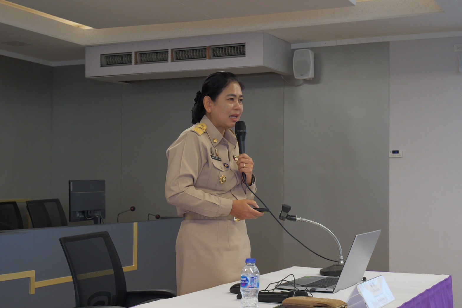 พช.กำแพงเพชร จัดการประชุมเชิงปฏิบัติการเสริมสร้างทักษะคณะกรรมการบริหารศูนย์ประสานงานองค์การชุมชนระดับอำเภอ (ศอช.อ.)