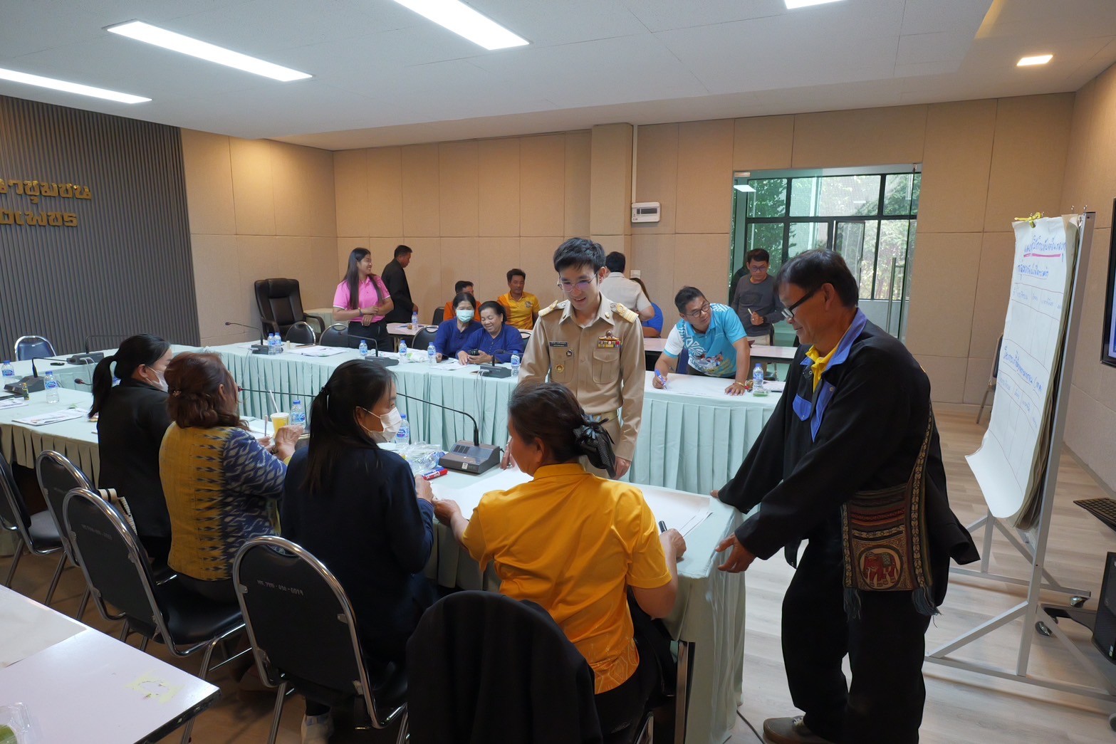 พช.กำแพงเพชร จัดการประชุมเชิงปฏิบัติการเพิ่มศักยภาพคณะกรรมการงานทุนชุมชนขับเคลื่อนเศรษฐกิจฐานราก และการเข้าถึงแหล่งทุนของประชาชนในชุมชน