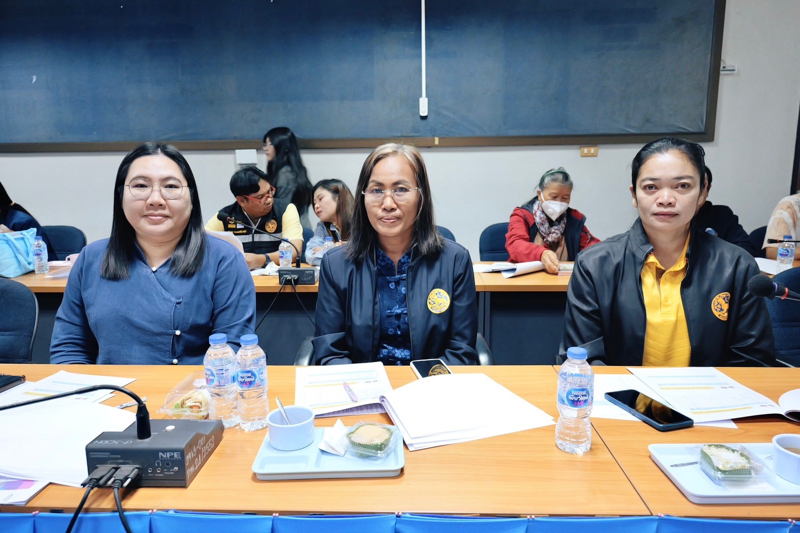 พช.กำแพงเพชร จัดการประชุมเชิงปฏิบัติการคณะกรรมการบริหารตลาดนัดคนไทยยิ้มได้ และเจ้าหน้าที่พัฒนาชุมชน