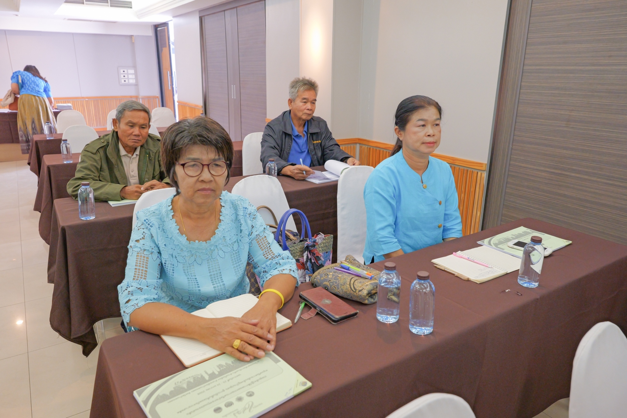 พช.กำแพงเพชร จัดการประชุมเชิงปฏิบัติการคณะกรรมการเครือข่ายกองทุนแม่ของแผ่นดิน หนุนเสริมความเข้มแข็งหมู่บ้านชุมชน สู่การเป็นพื้นที่ปลอดภัยจากยาเสพติด