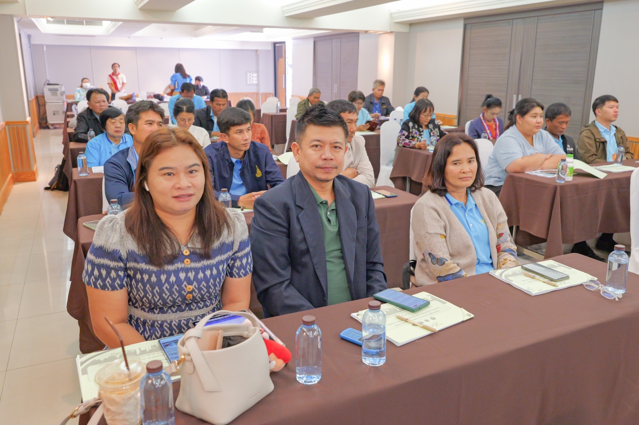 พช.กำแพงเพชร จัดการประชุมเชิงปฏิบัติการคณะกรรมการเครือข่ายกองทุนแม่ของแผ่นดิน หนุนเสริมความเข้มแข็งหมู่บ้านชุมชน สู่การเป็นพื้นที่ปลอดภัยจากยาเสพติด