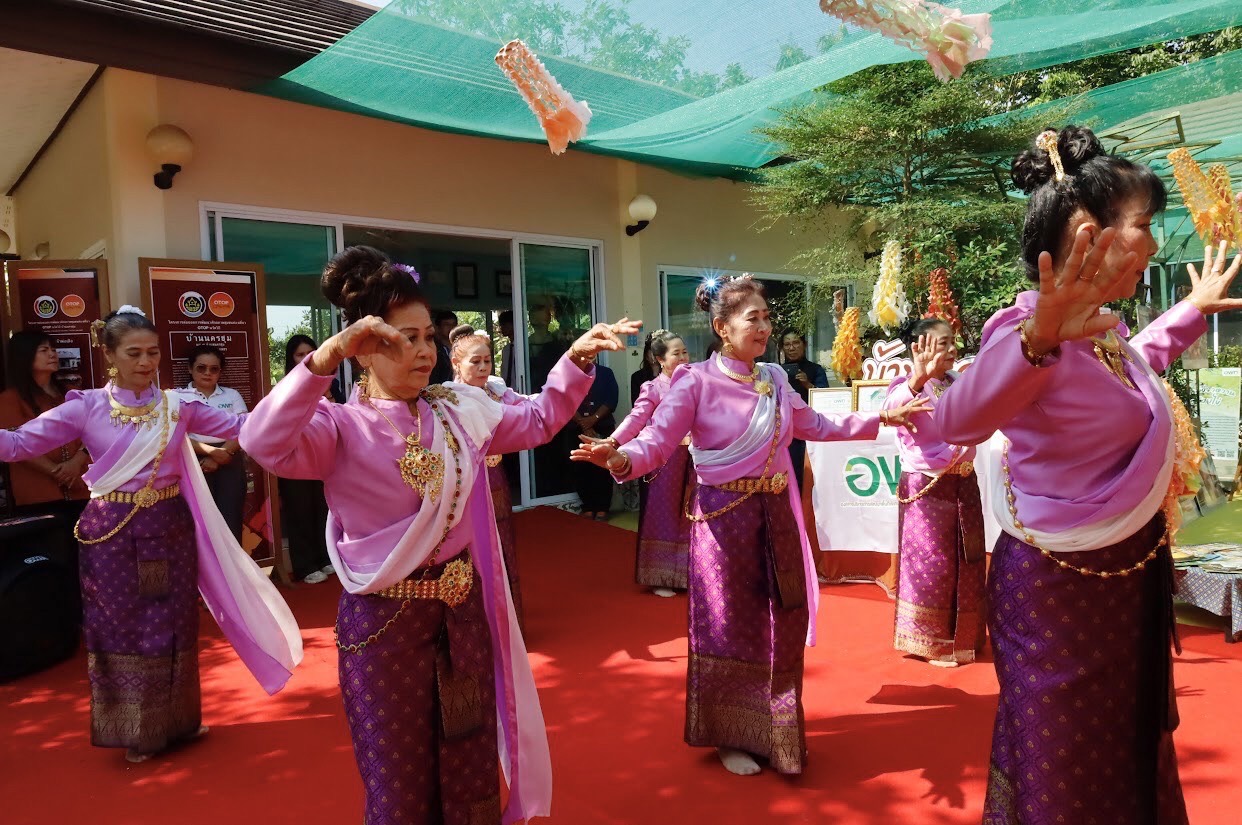 พช.กำแพงเพชร ร่วมการประชุมบูรณาการภาคีเครือข่ายด้านการท่องเที่ยวชุมชนนครชุม เพื่อกำหนดทิศทางในการพัฒนาการท่องเที่ยวโดยชุมชนในพื้นที่จังหวัดกำแพงเพชร