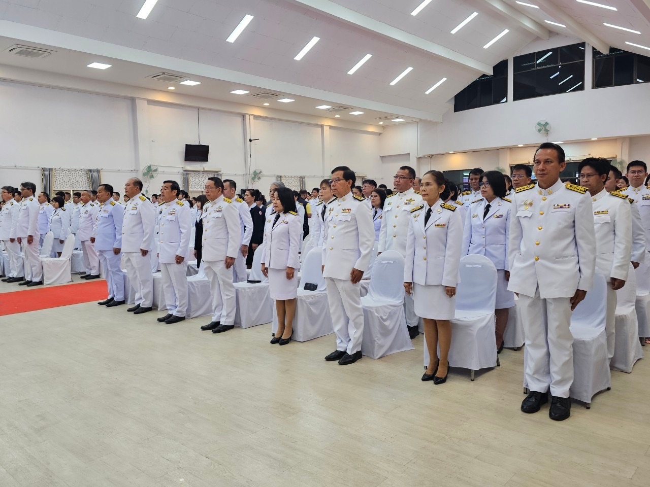 พช.กำแพงเพชร ร่วมประกอบพิธีถวายราชสักการะ สมเด็จพระนเรศวรมหาราช น้อมรำลึกวันยุทธหัตถี ประจำปี 2568