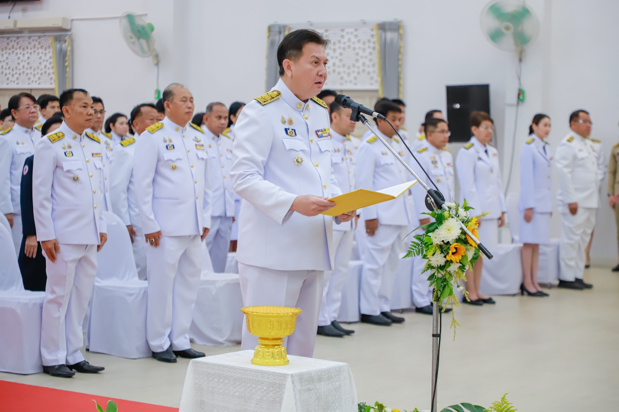 พช.กำแพงเพชร ร่วมพิธีวางพานพุ่มดอกไม้และถวายราชสดุดีเนื่องในวันที่ระลึกพระบาทสมเด็จพระพุทธเลิศหล้านภาลัย ประจำปี 2568