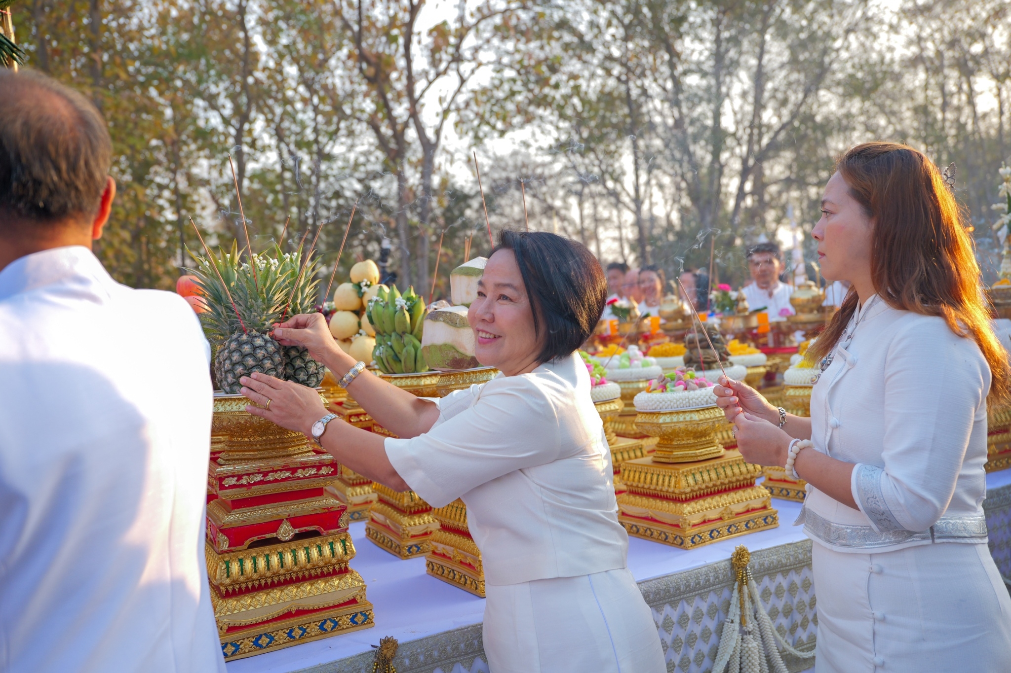 พช.กำแพงเพชร ร่วมพิธีบวงสรวงอดีตกษัตริยาธิราช ในงานประเพณี “นบพระ-เล่นเพลง” และงานกาชาดจังหวัดกำแพงเพชร ประจำปี 2568