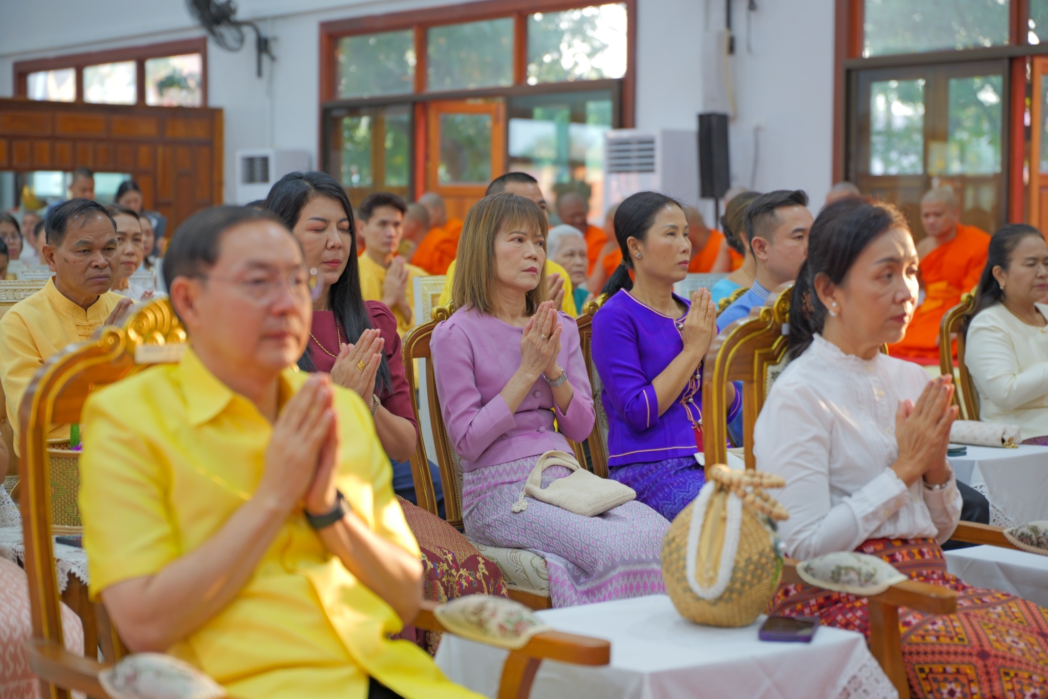 พช.กำแพงเพชร ร่วมกิจกรรมทำบุญตักบาตร เนื่องในวันมาฆบูชา ประจำปี 2568