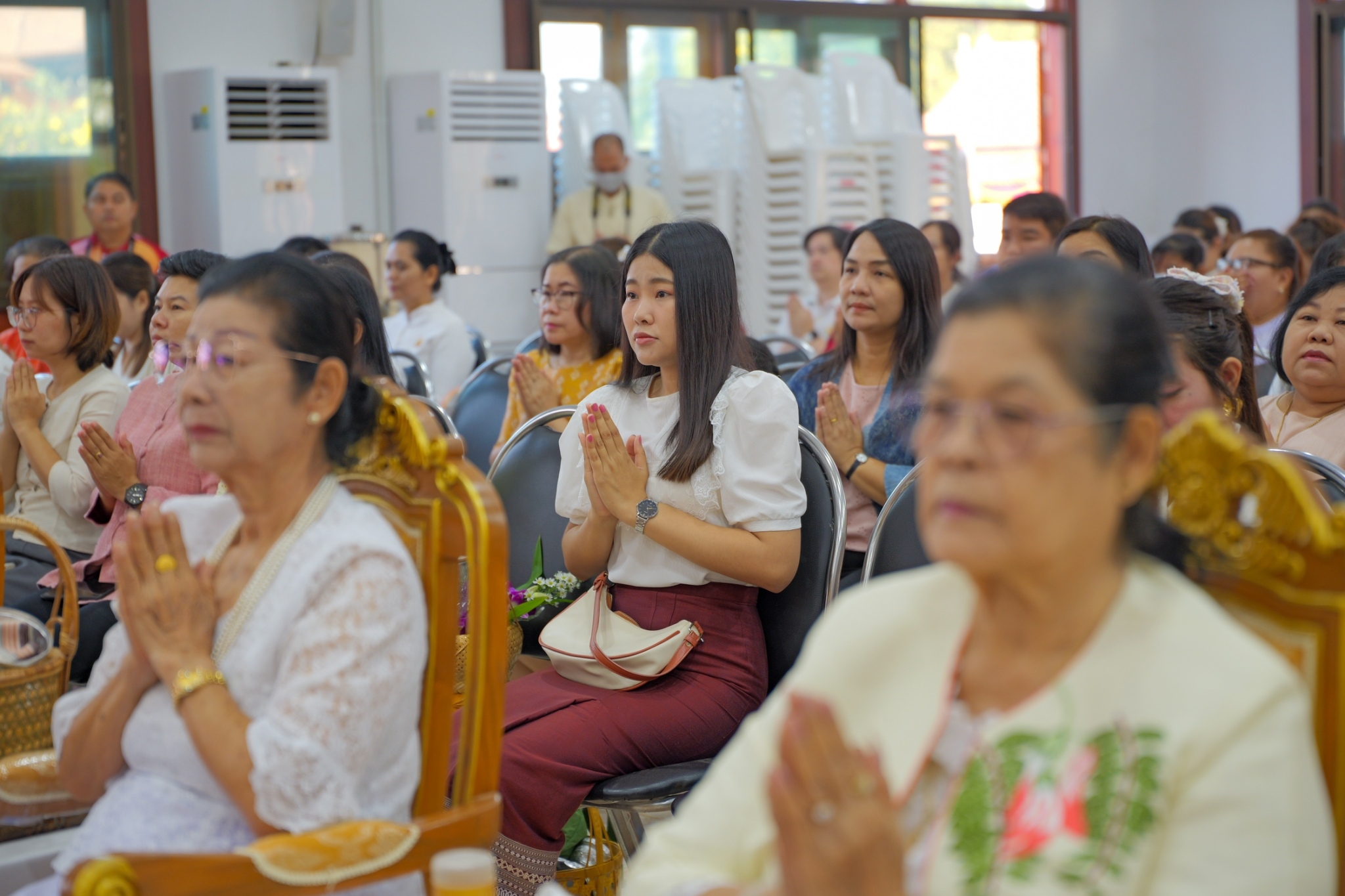 พช.กำแพงเพชร ร่วมกิจกรรมทำบุญตักบาตร เนื่องในวันมาฆบูชา ประจำปี 2568