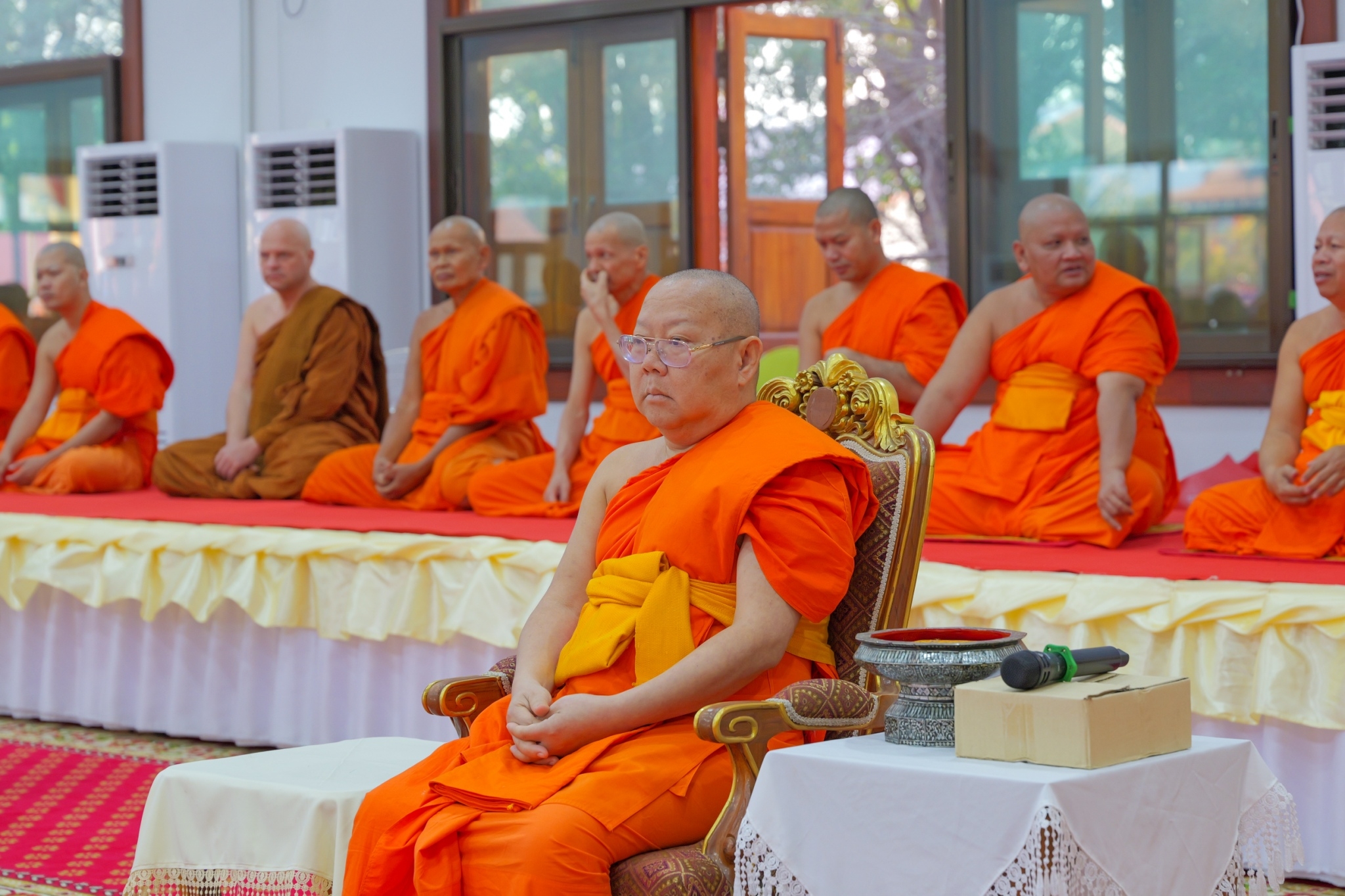 พช.กำแพงเพชร ร่วมกิจกรรมทำบุญตักบาตร เนื่องในวันมาฆบูชา ประจำปี 2568