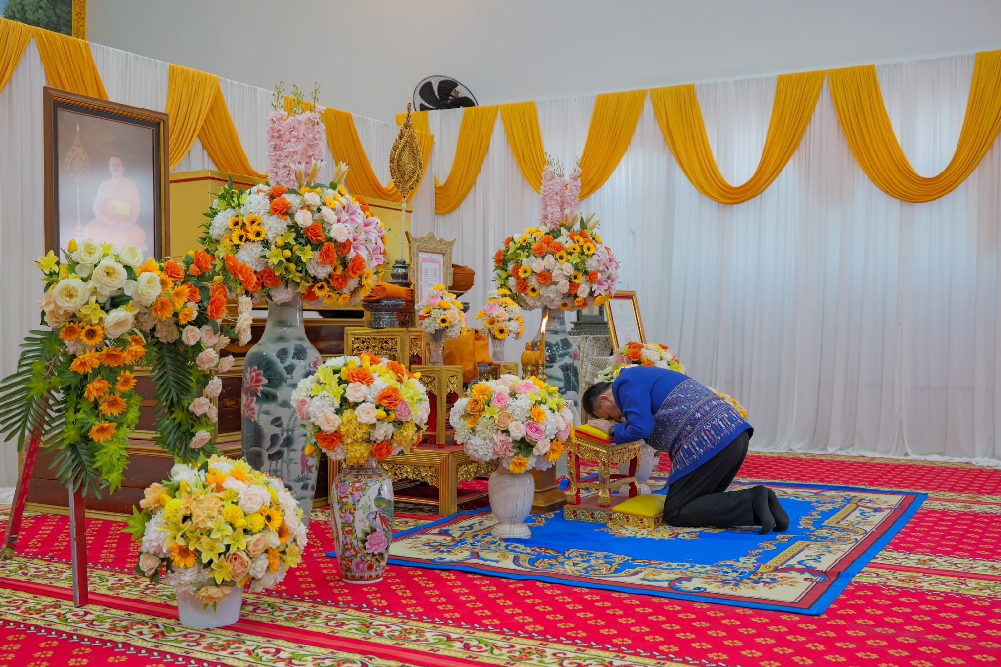 พช.กำแพงเพชร ร่วมกิจกรรมทำบุญตักบาตร เนื่องในวันมาฆบูชา ประจำปี 2568