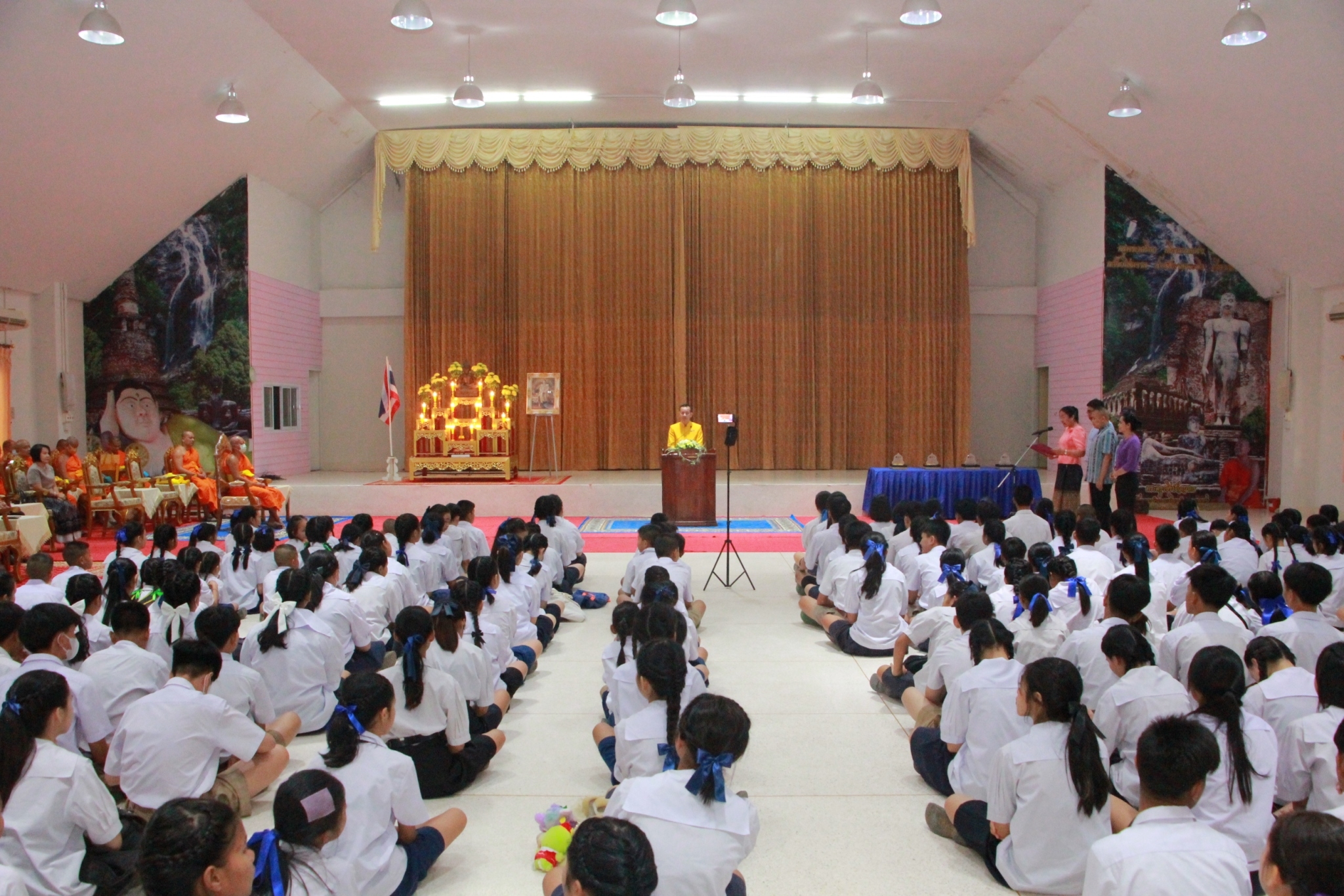 พช.กำแพงเพชร ร่วมพิธีเปิดการประกวดสวดมนต์หมู่สรรเสริญพระรัตนตรัย ทํานองสรภัญญะ ประเภททีม 5 คน และการประกวดบรรยายธรรม จังหวัดกำแพงเพชร ประจำปี พ.ศ. 2568